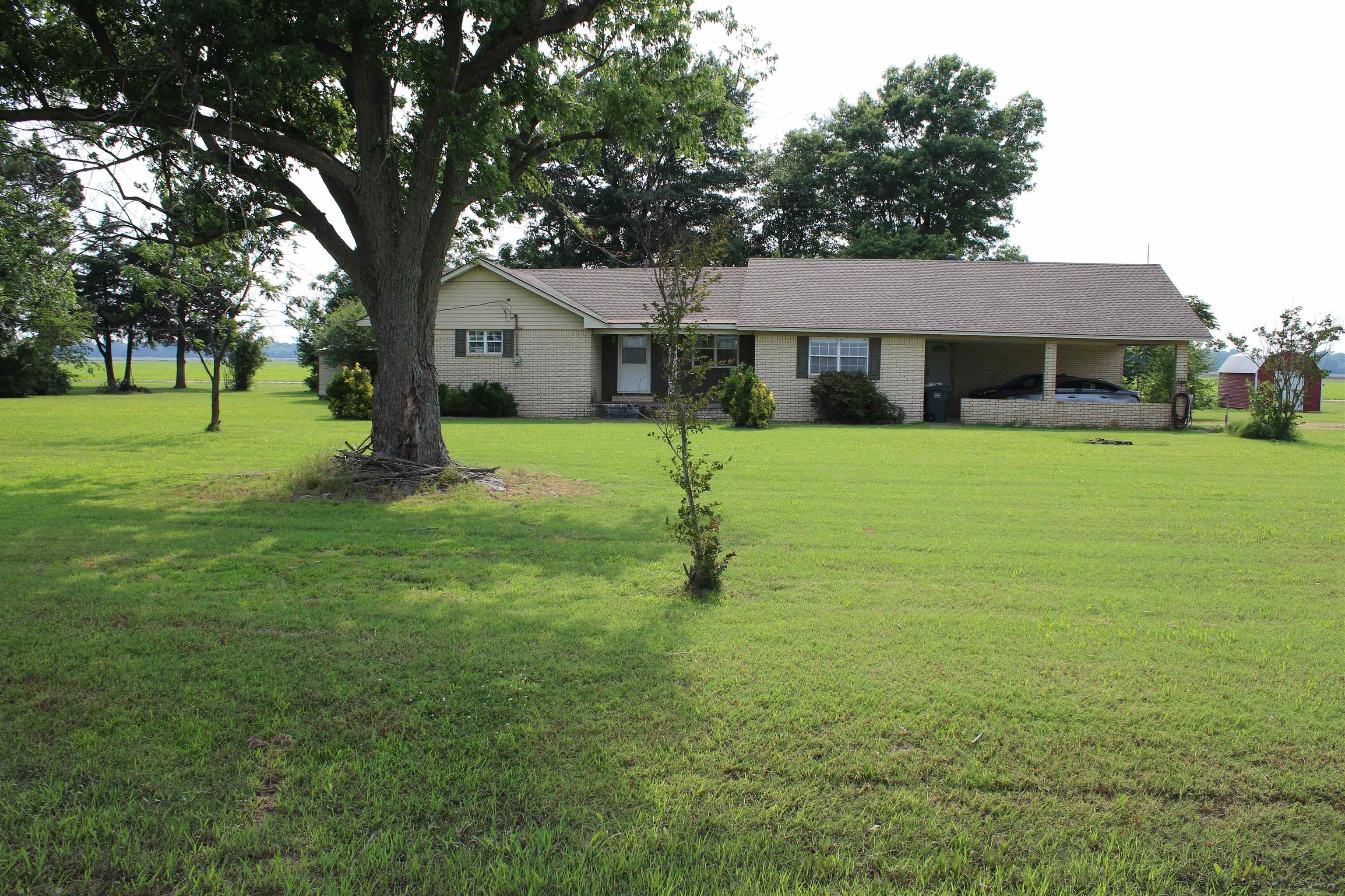 3422  CR 837  Caraway, AR