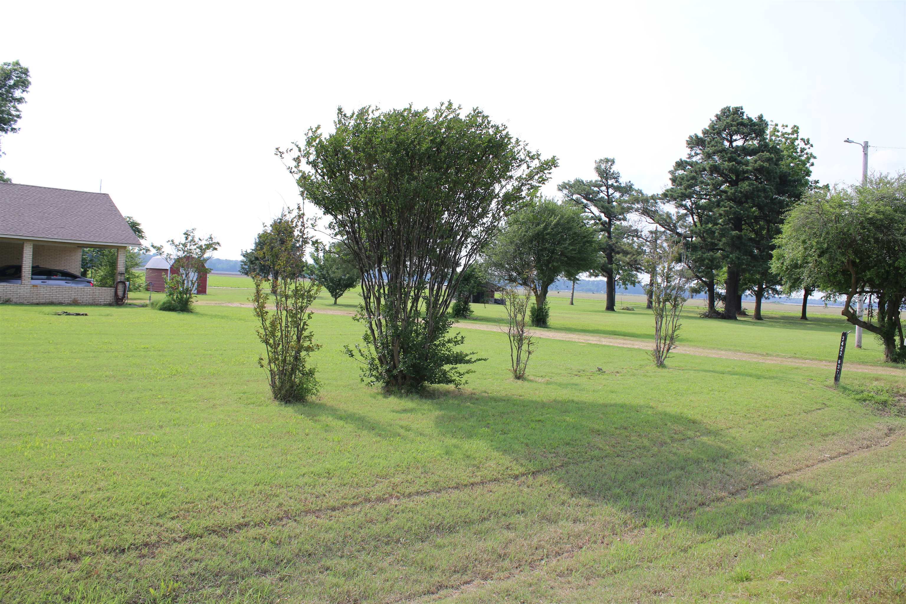 3422  CR 837  Caraway, AR