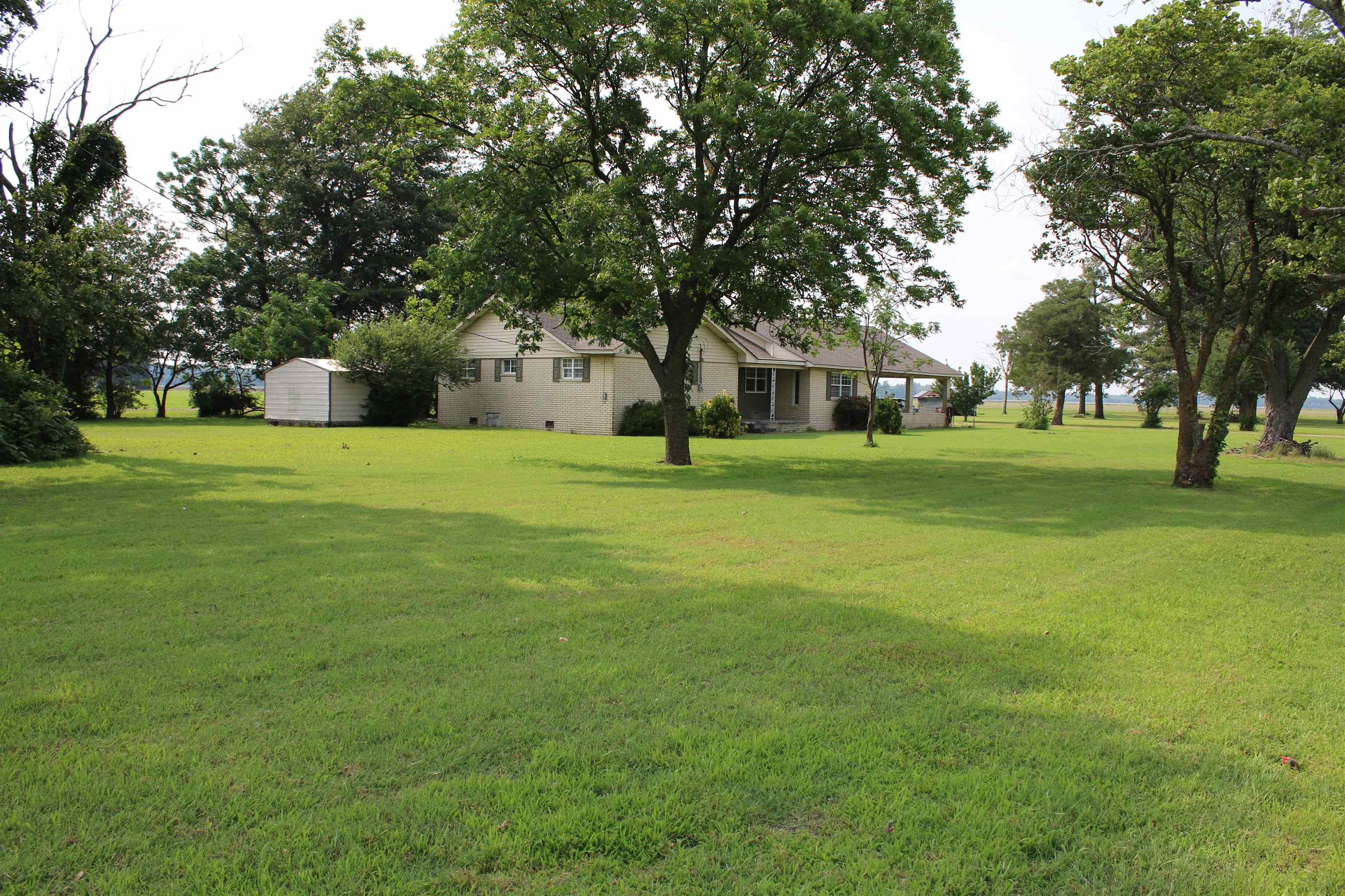 3422  CR 837  Caraway, AR