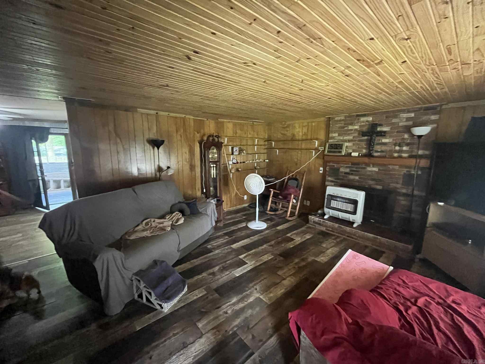 305  Gann St  Mena, AR