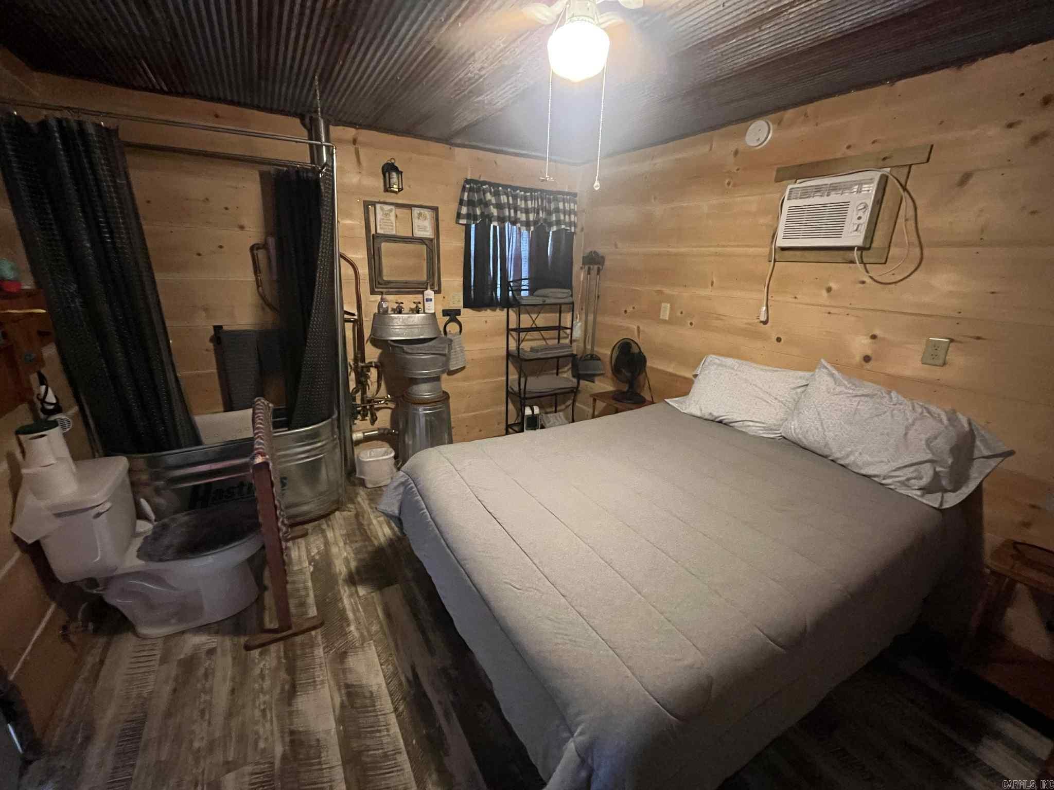 305  Gann St  Mena, AR