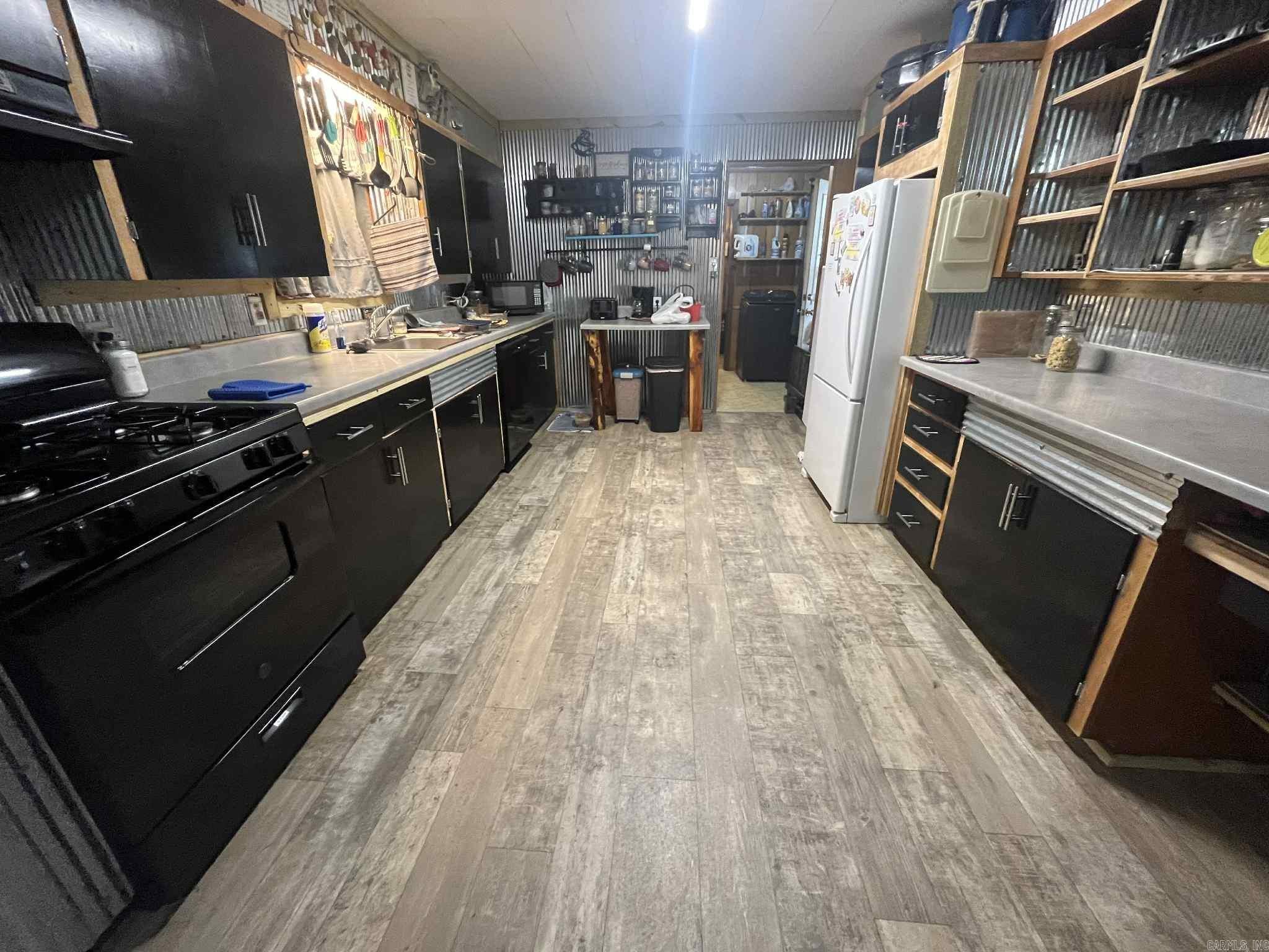 305  Gann St  Mena, AR