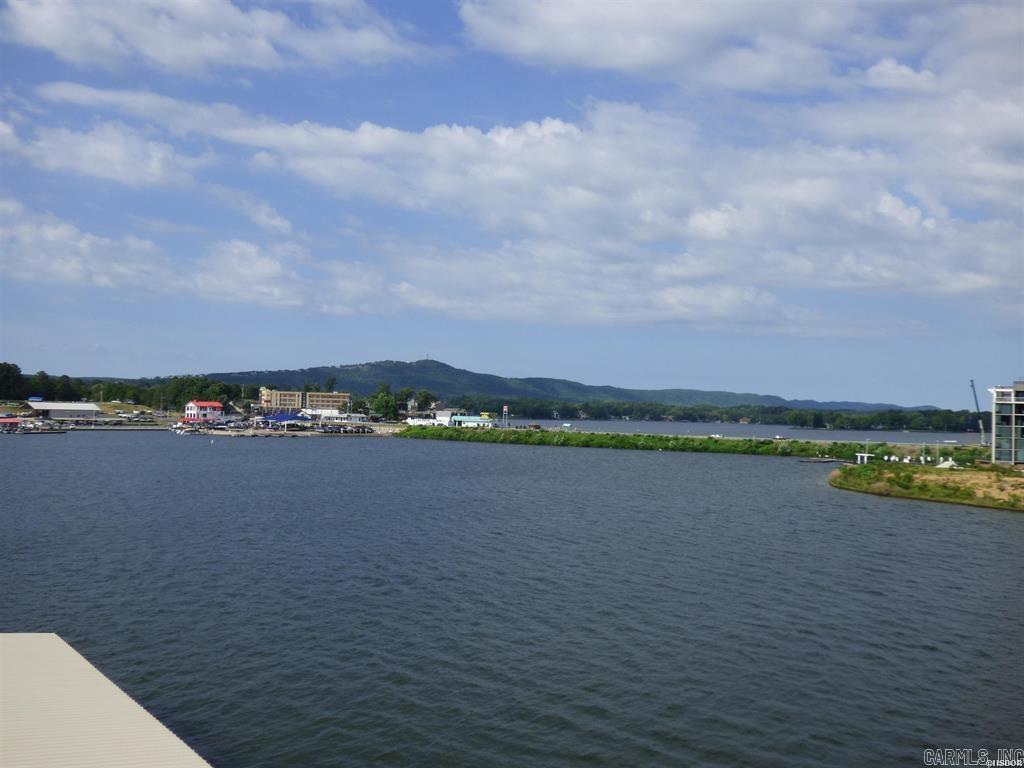 142  Lake Hamilton  Hot Springs, AR