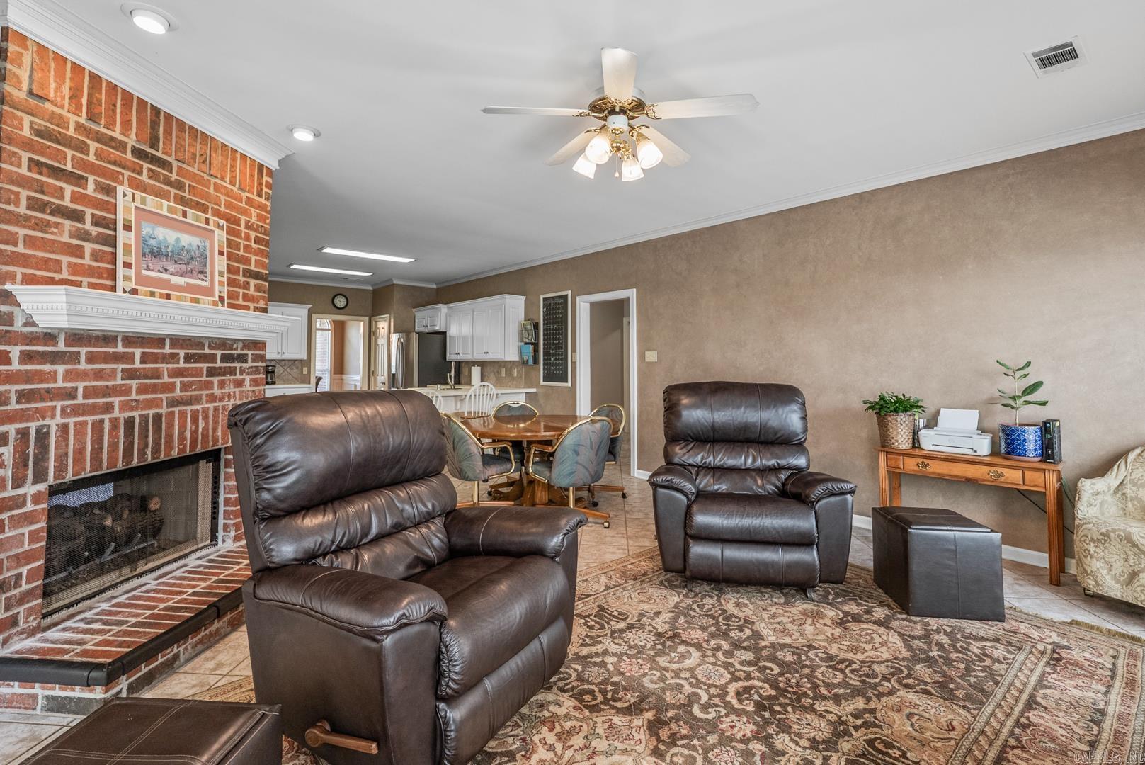 19  Kansa  Maumelle, AR