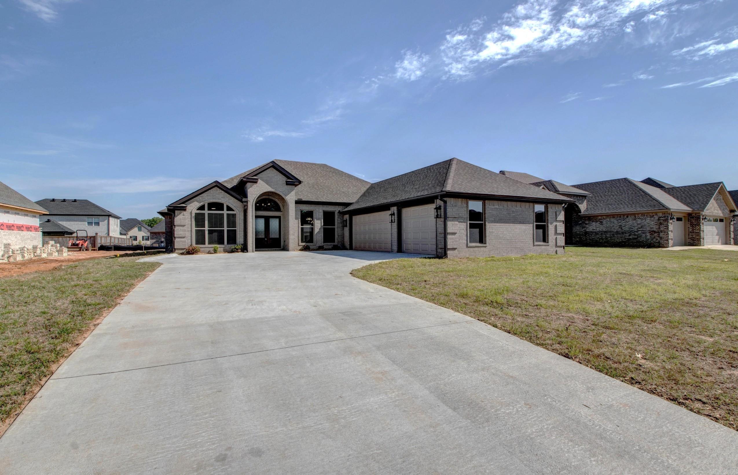 71  Corniche Cove  Maumelle, AR