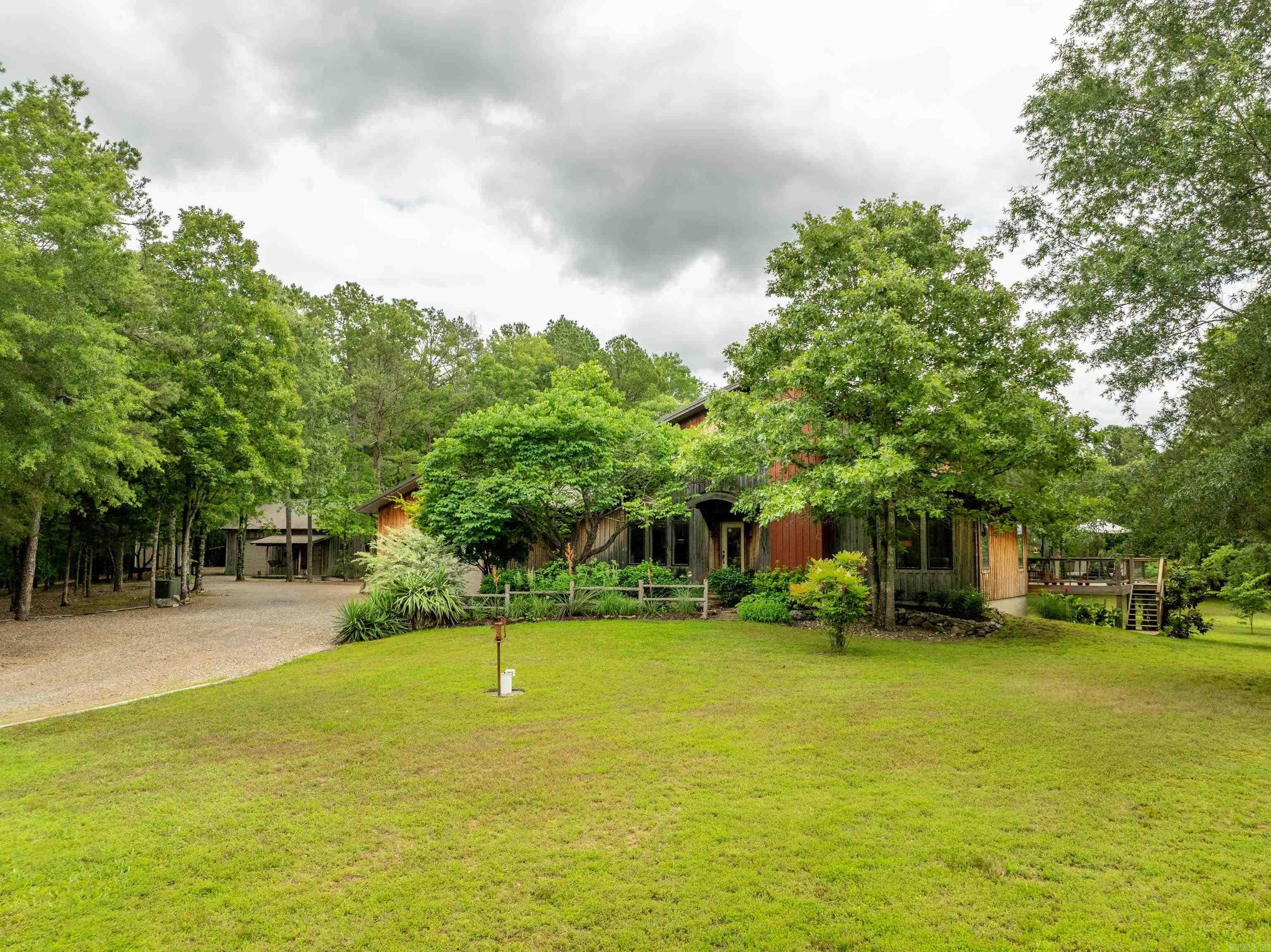 3499  Old Dallas  Bonnerdale, AR