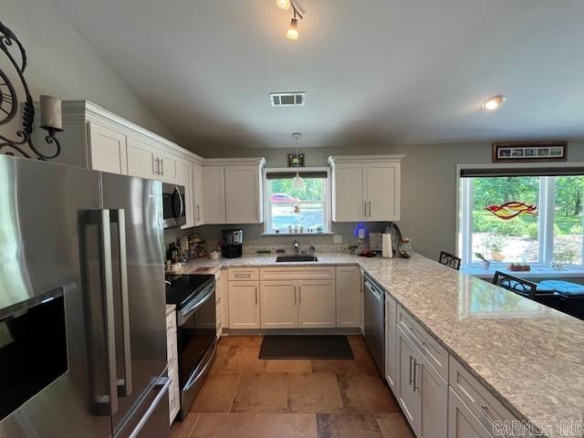 13  Atrayente  Hot Springs Village, AR