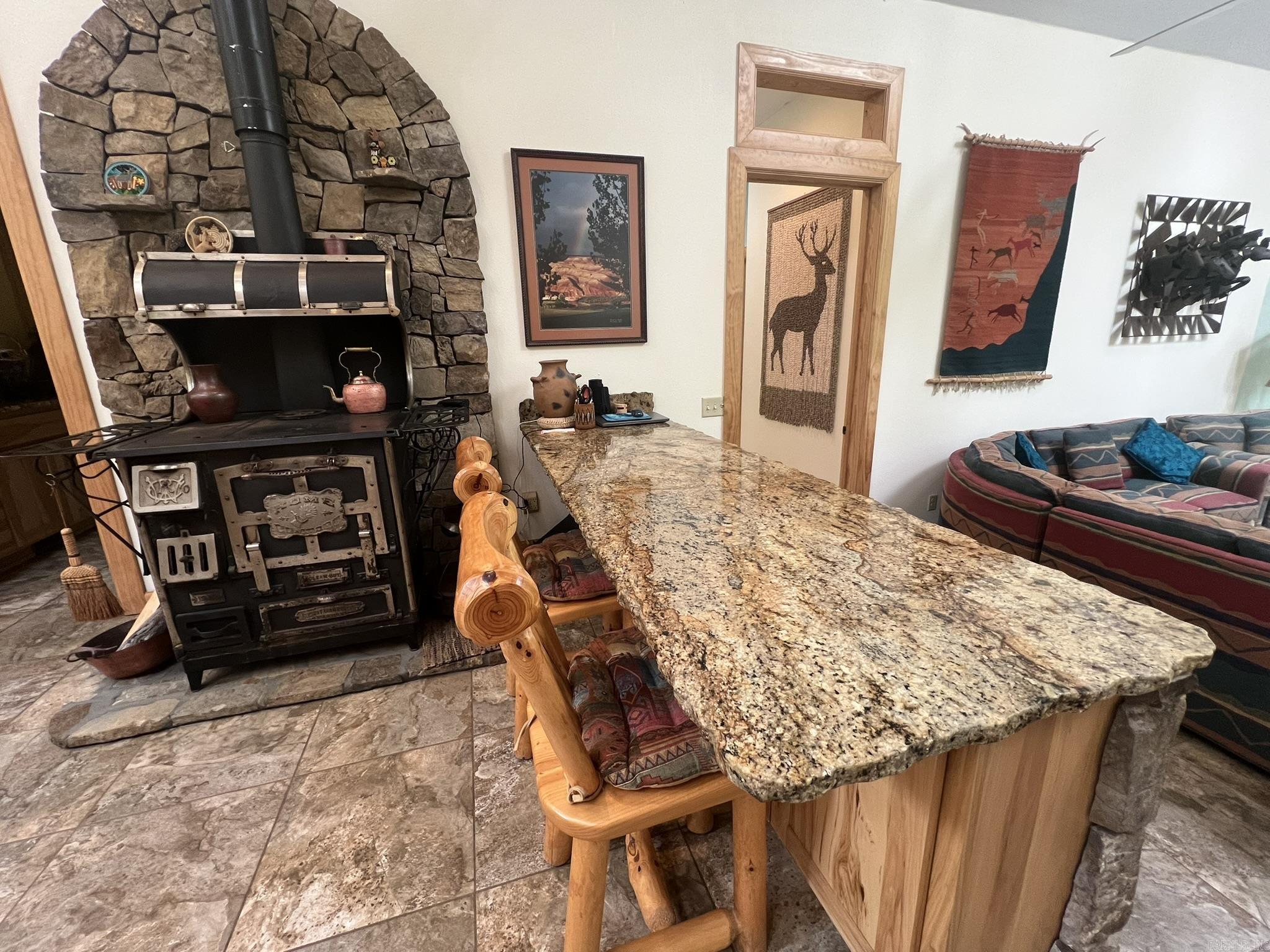 137  Bucksnort Lane  Mena, AR