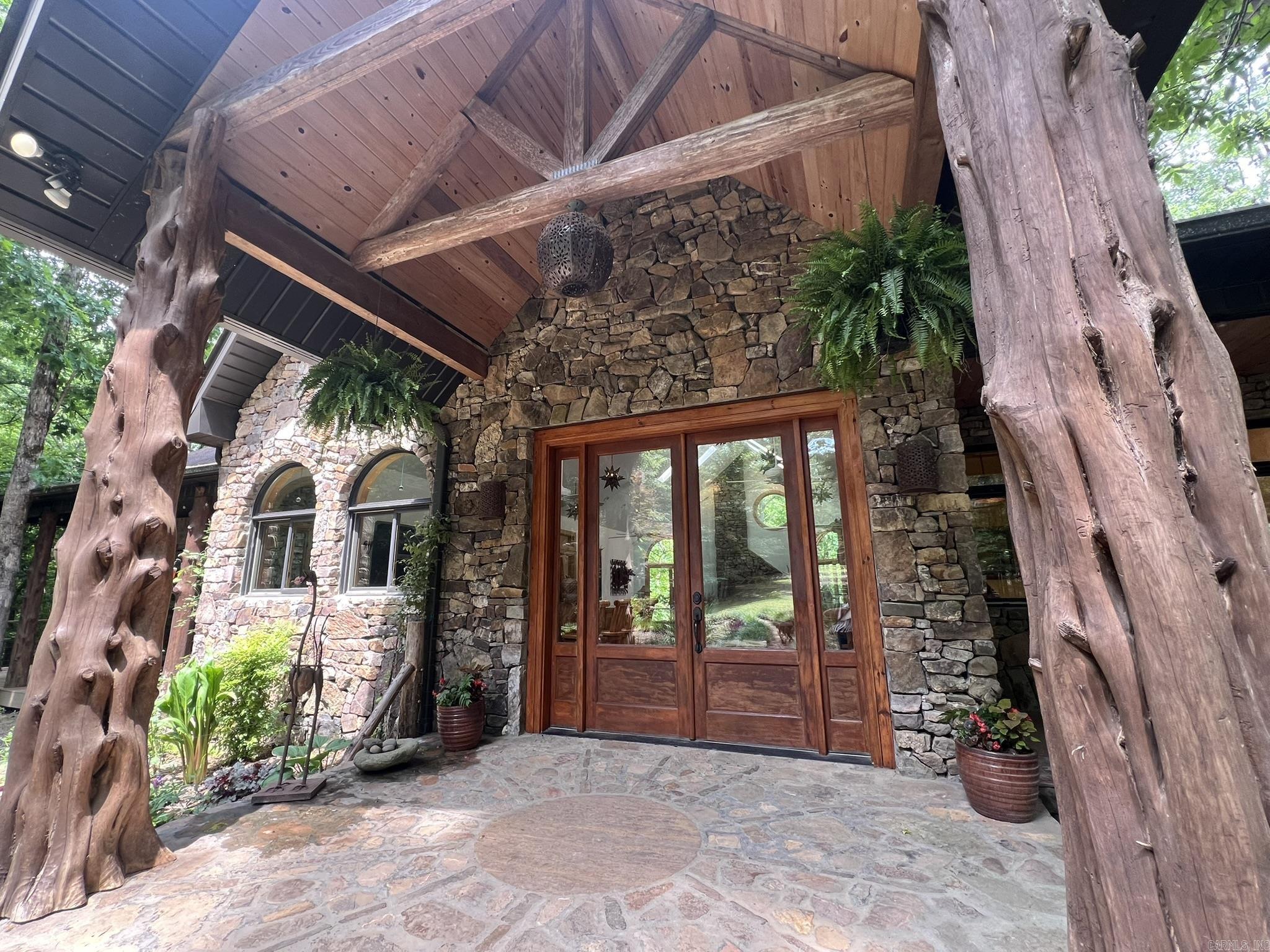 137  Bucksnort Lane  Mena, AR