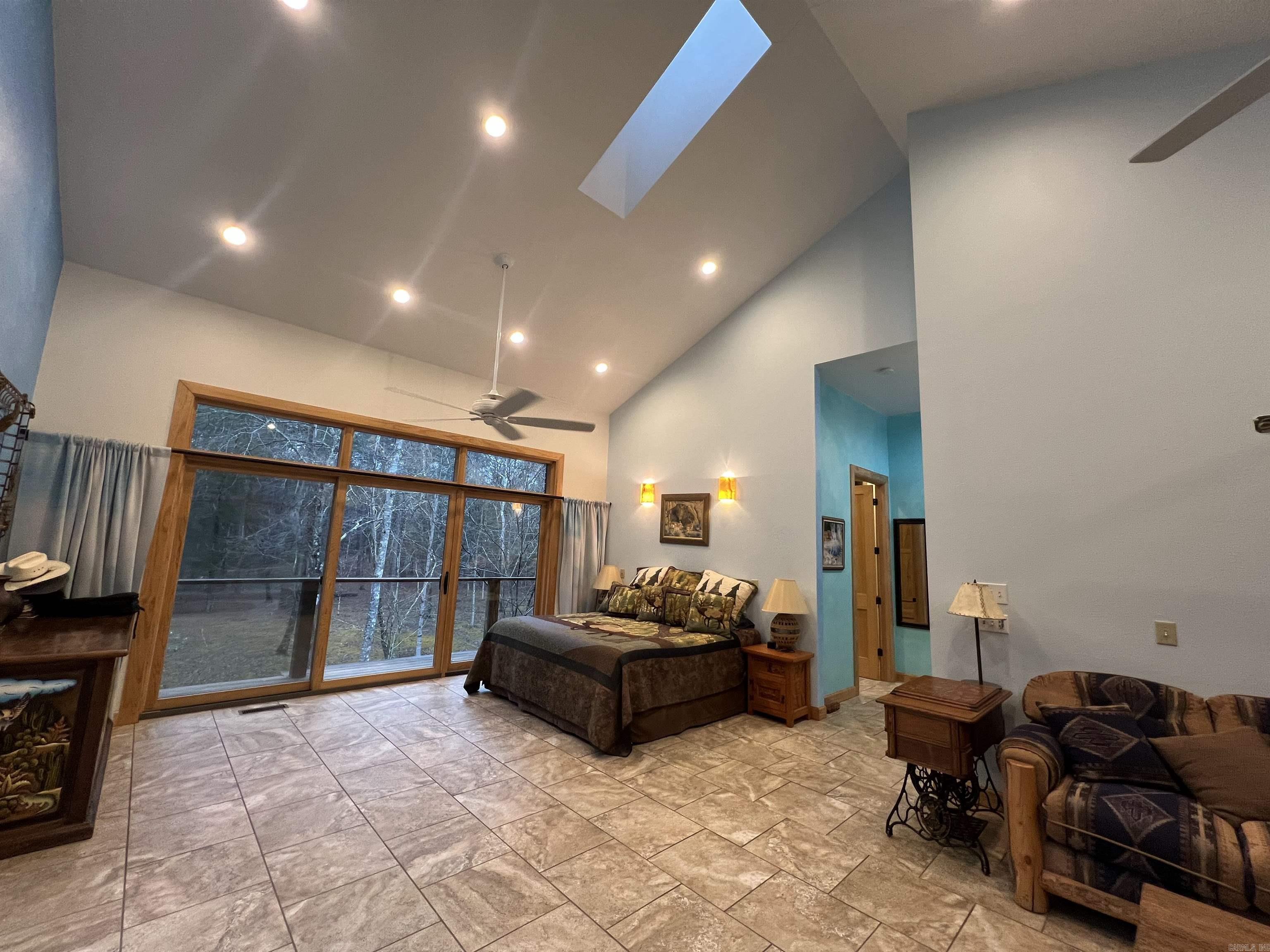 137  Bucksnort Lane  Mena, AR