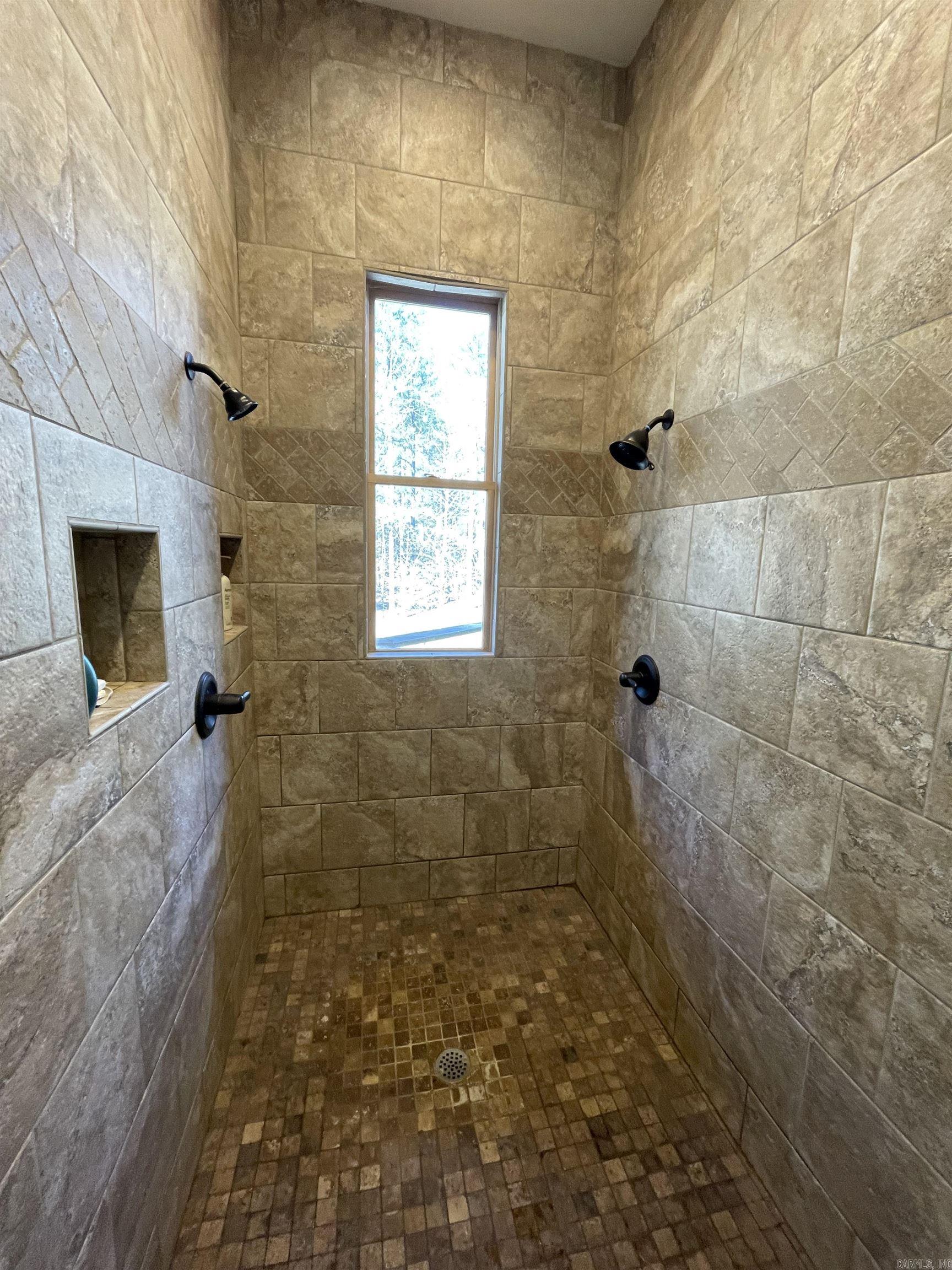 137  Bucksnort Lane  Mena, AR