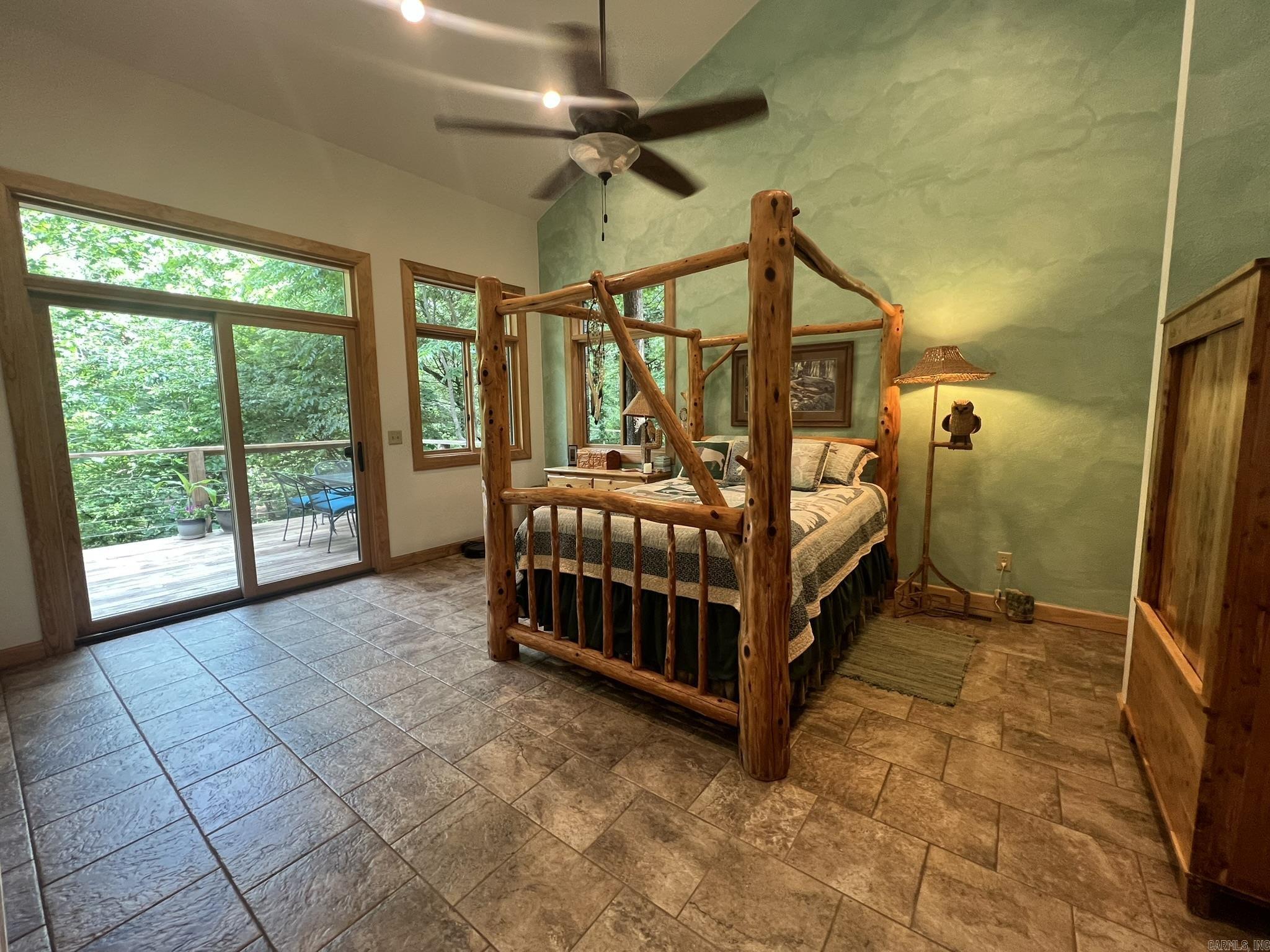 137  Bucksnort Lane  Mena, AR