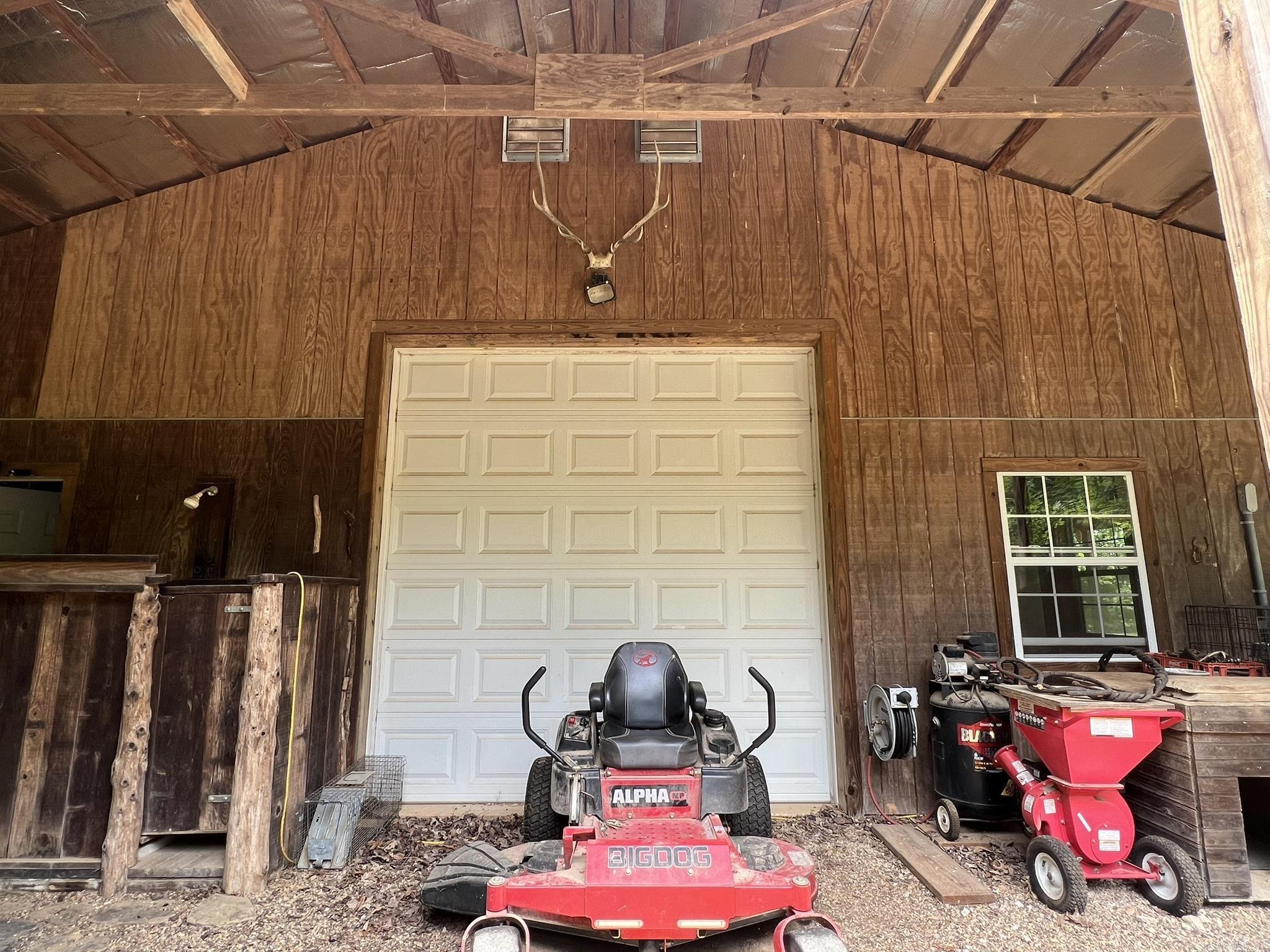 137  Bucksnort Lane  Mena, AR