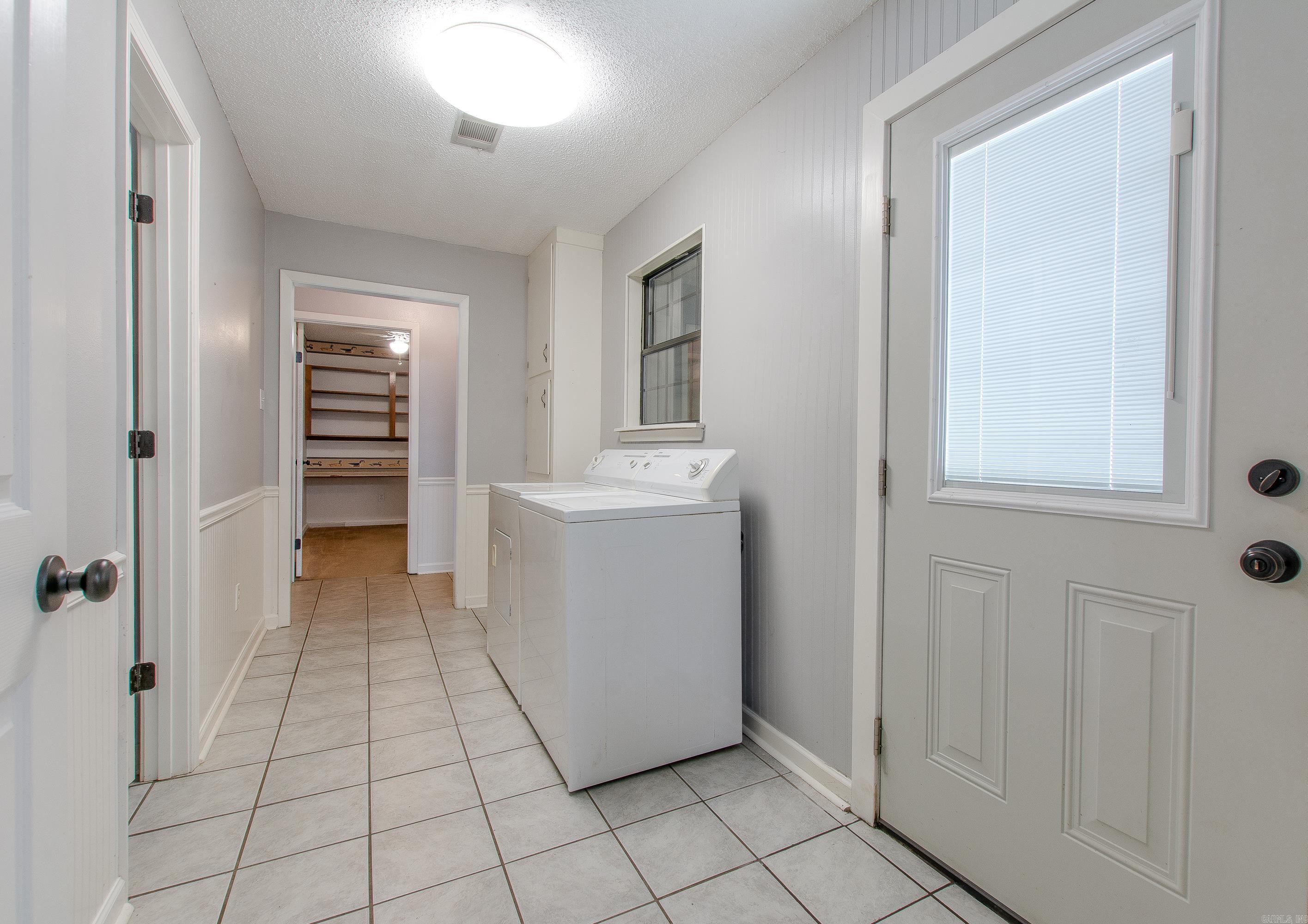 1611  River Ridge  Benton, AR