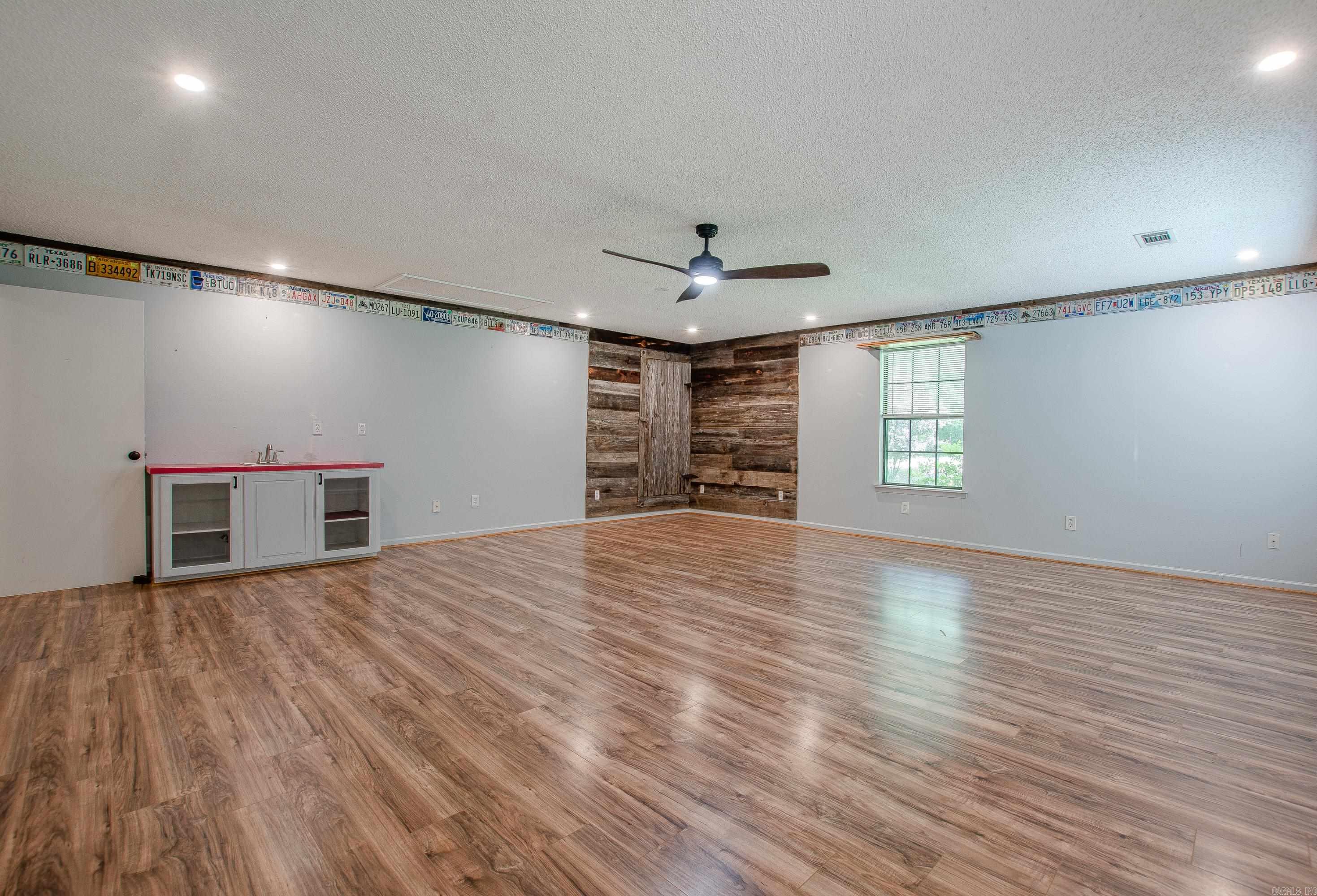 1611  River Ridge  Benton, AR