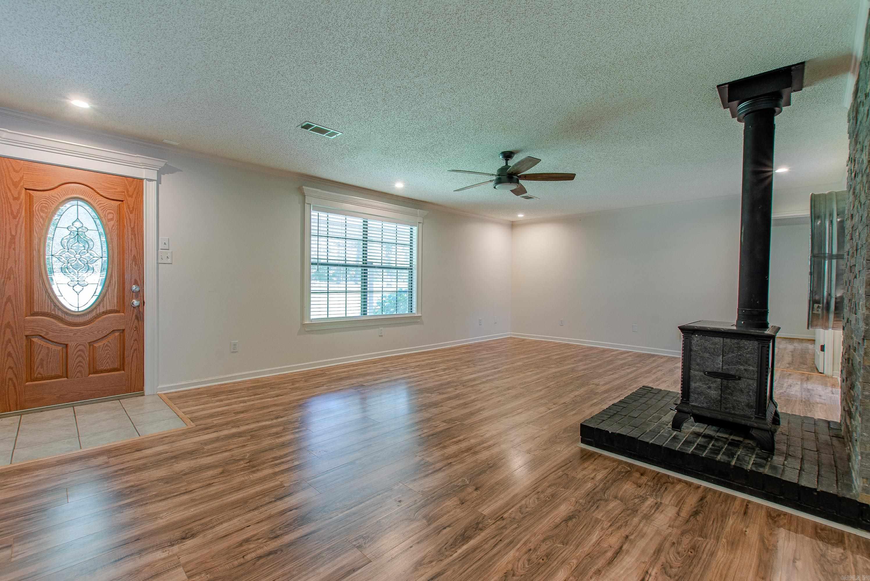 1611  River Ridge  Benton, AR