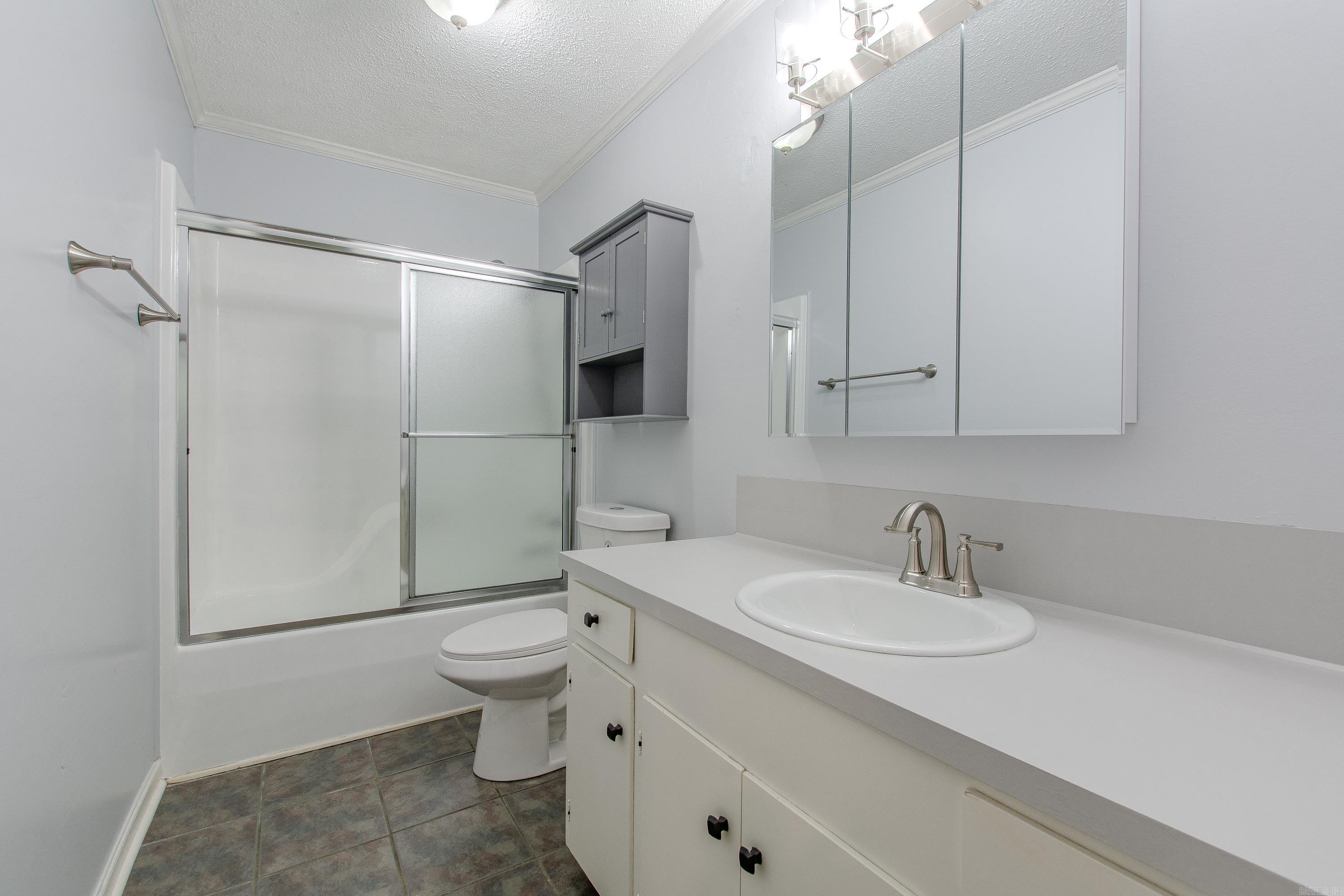 1611  River Ridge  Benton, AR