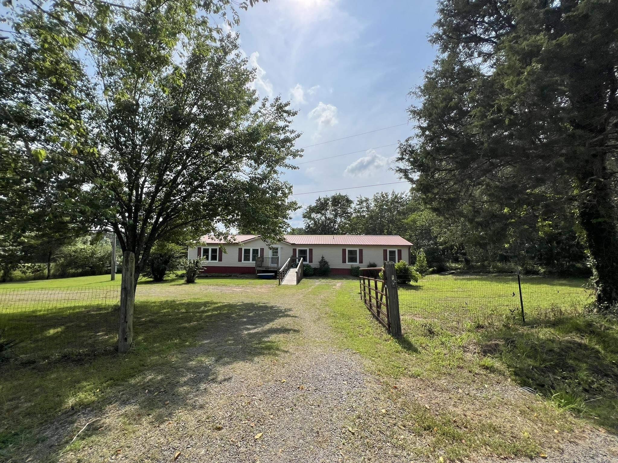 133  Old Texas  Quitman, AR