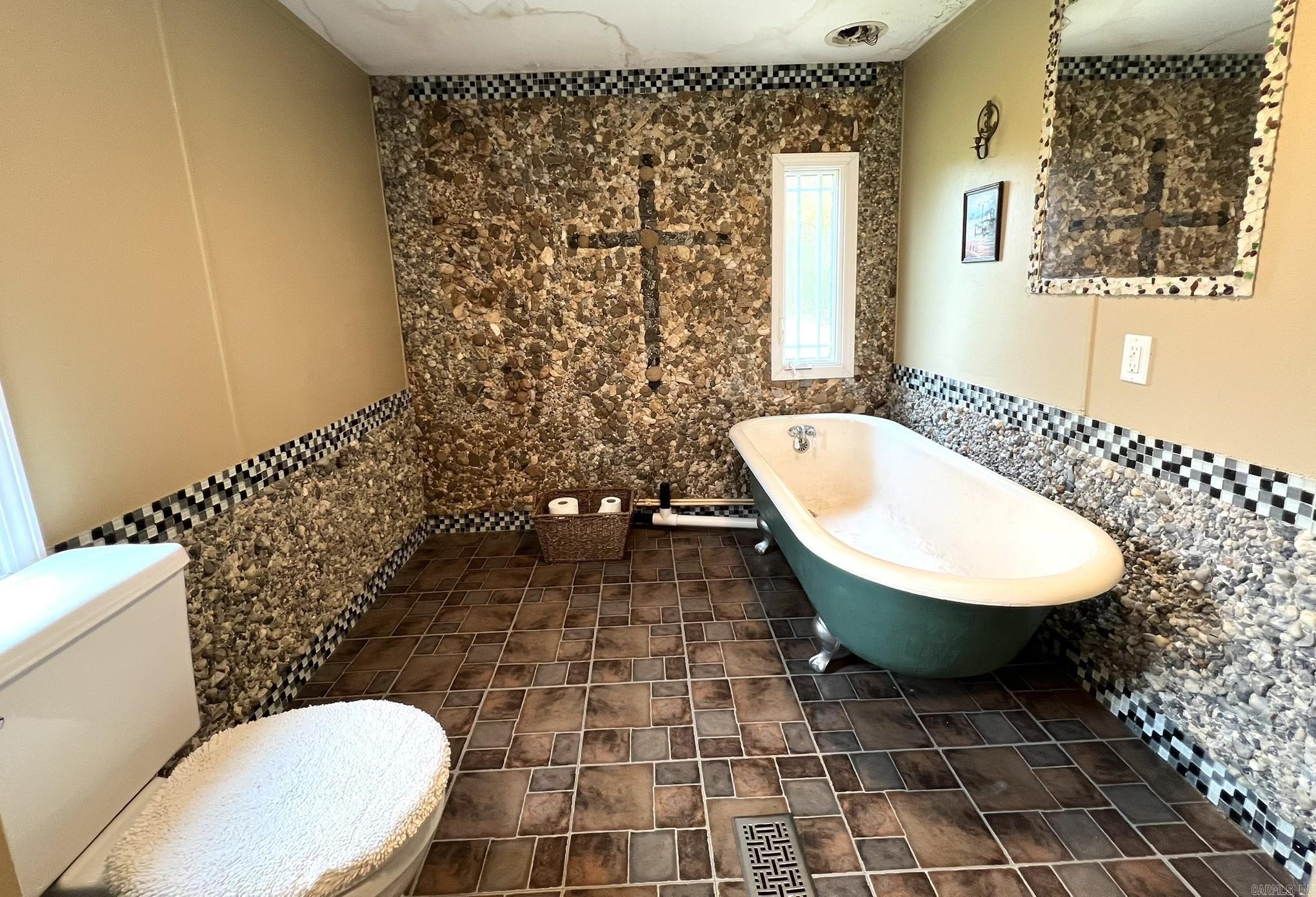 133  Old Texas  Quitman, AR