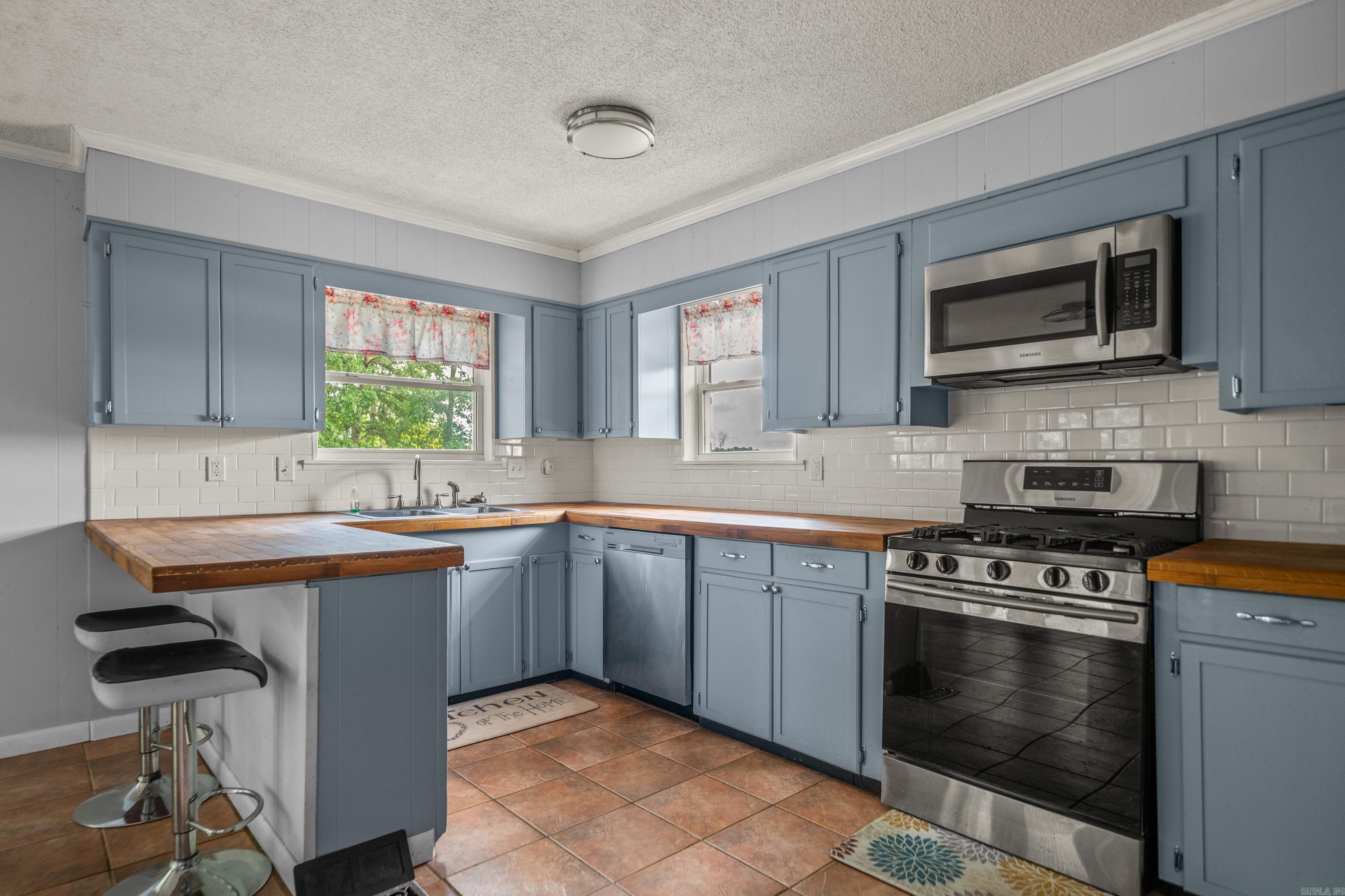 107  Bridgeview  Hot Springs, AR