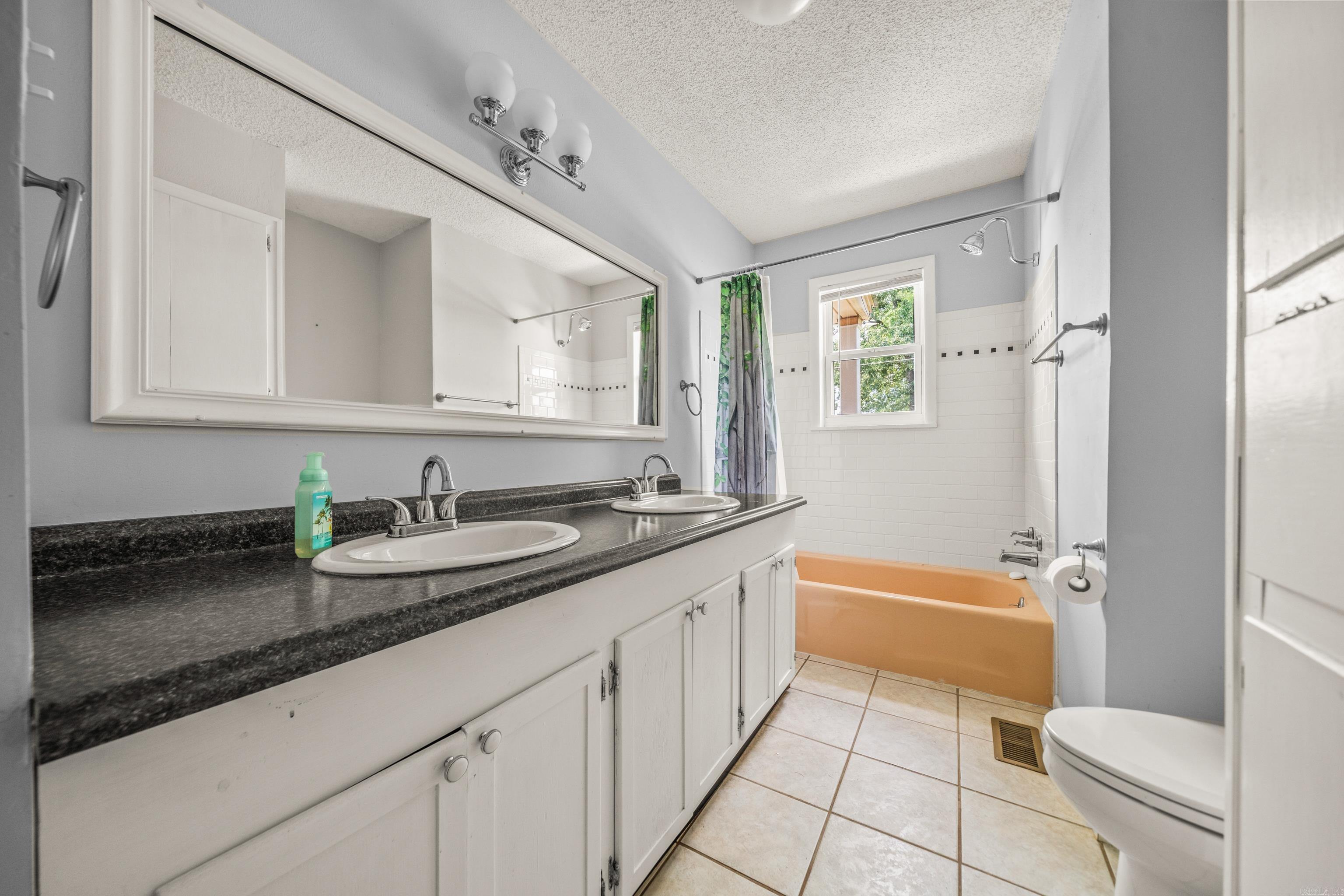 107  Bridgeview  Hot Springs, AR