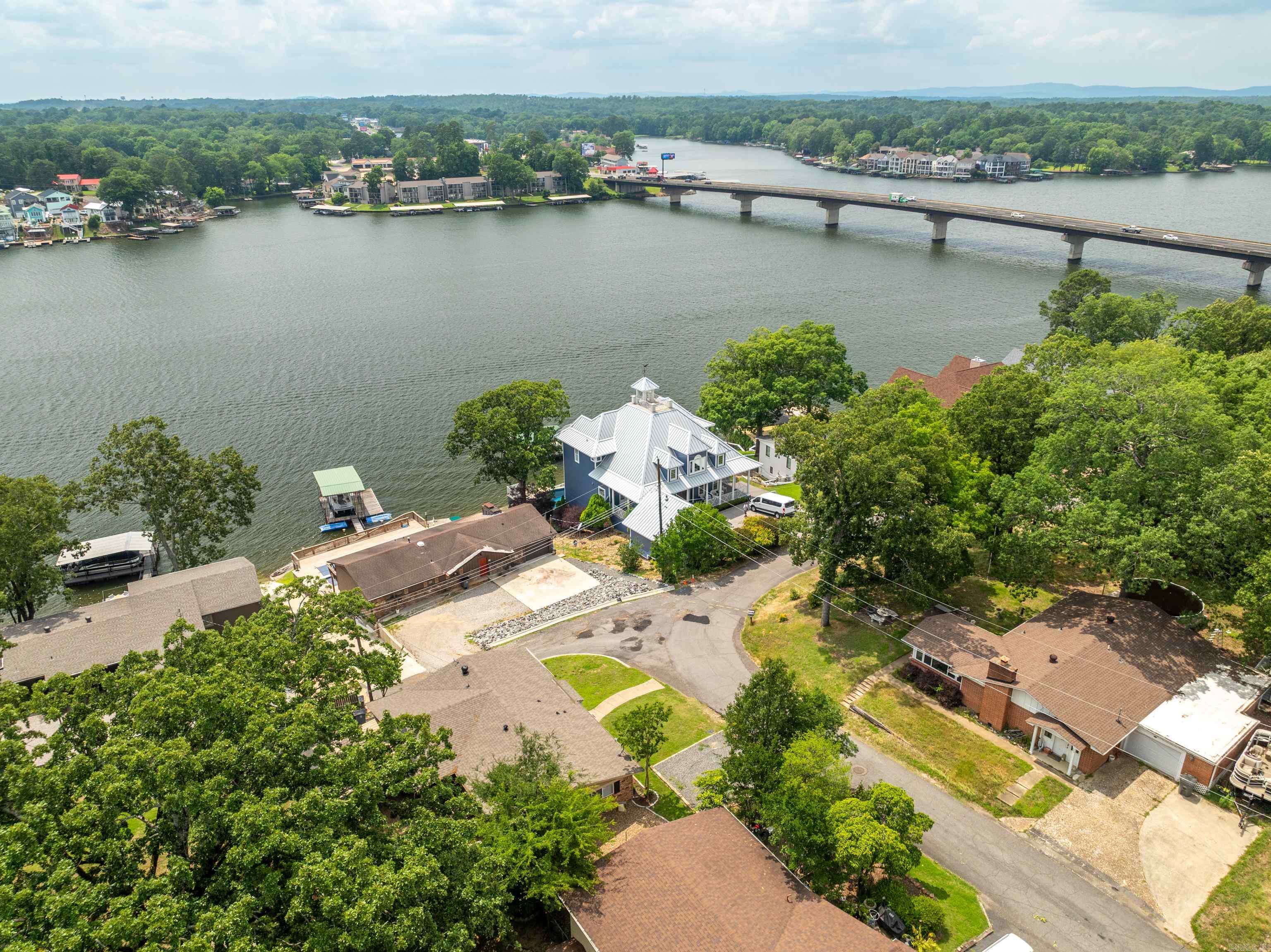 107  Bridgeview  Hot Springs, AR