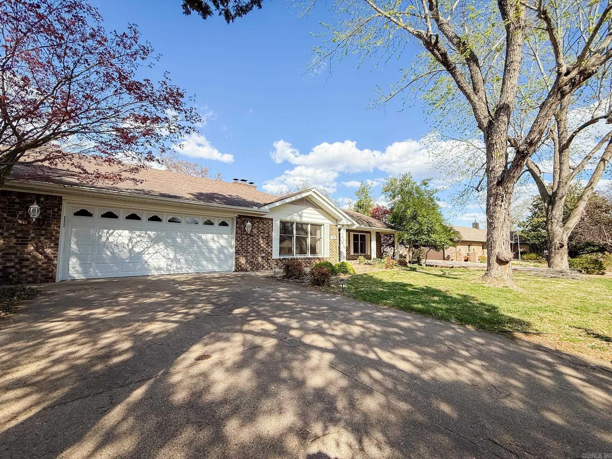 1908  Honeysuckle Drive  Mountain Home, AR