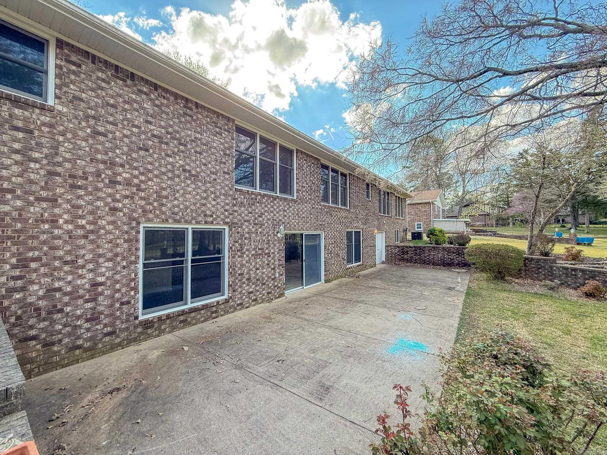 1908  Honeysuckle Drive  Mountain Home, AR