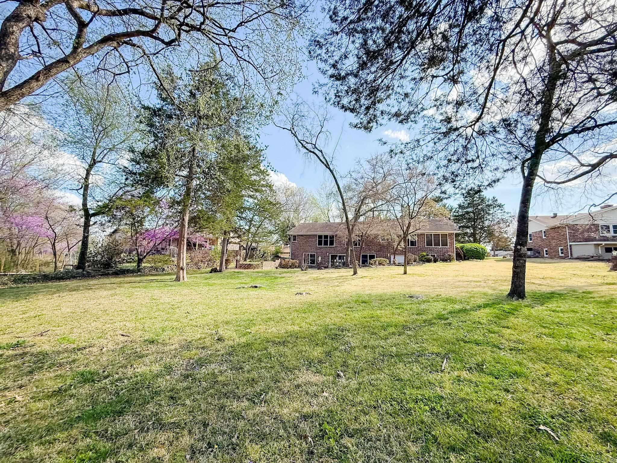 1908  Honeysuckle Drive  Mountain Home, AR