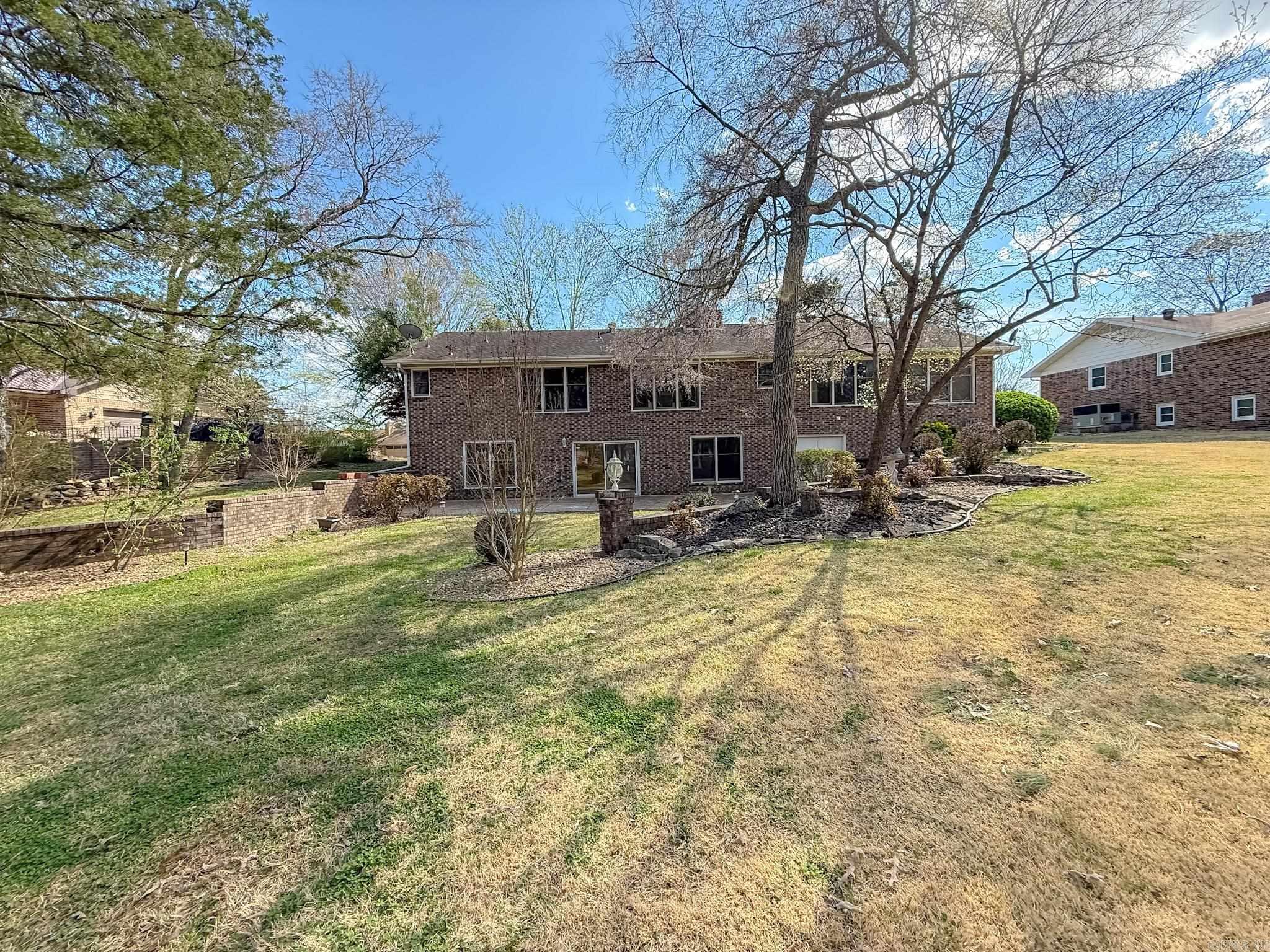 1908  Honeysuckle Drive  Mountain Home, AR