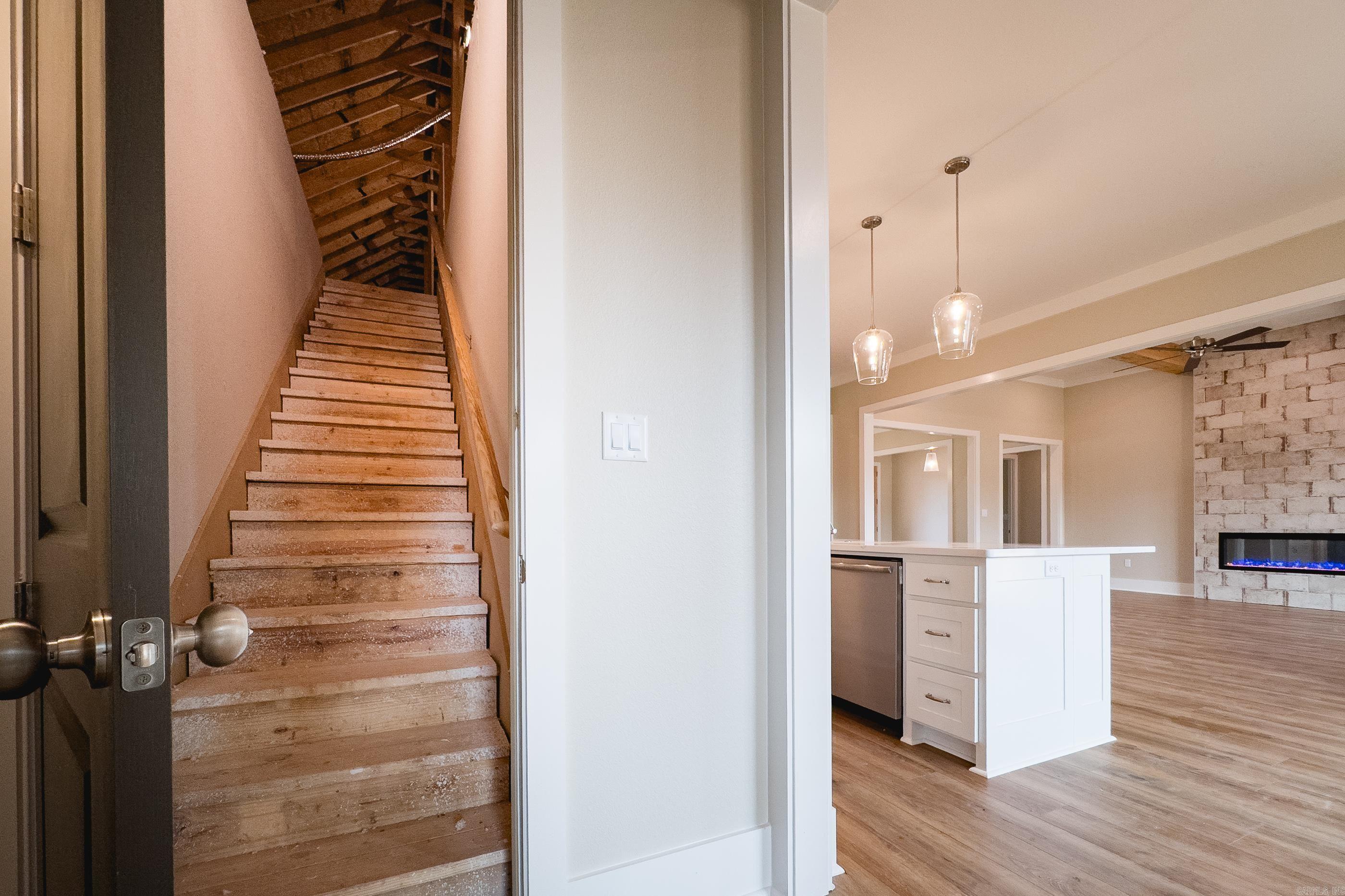 516  Corondelet Lane  Maumelle, AR