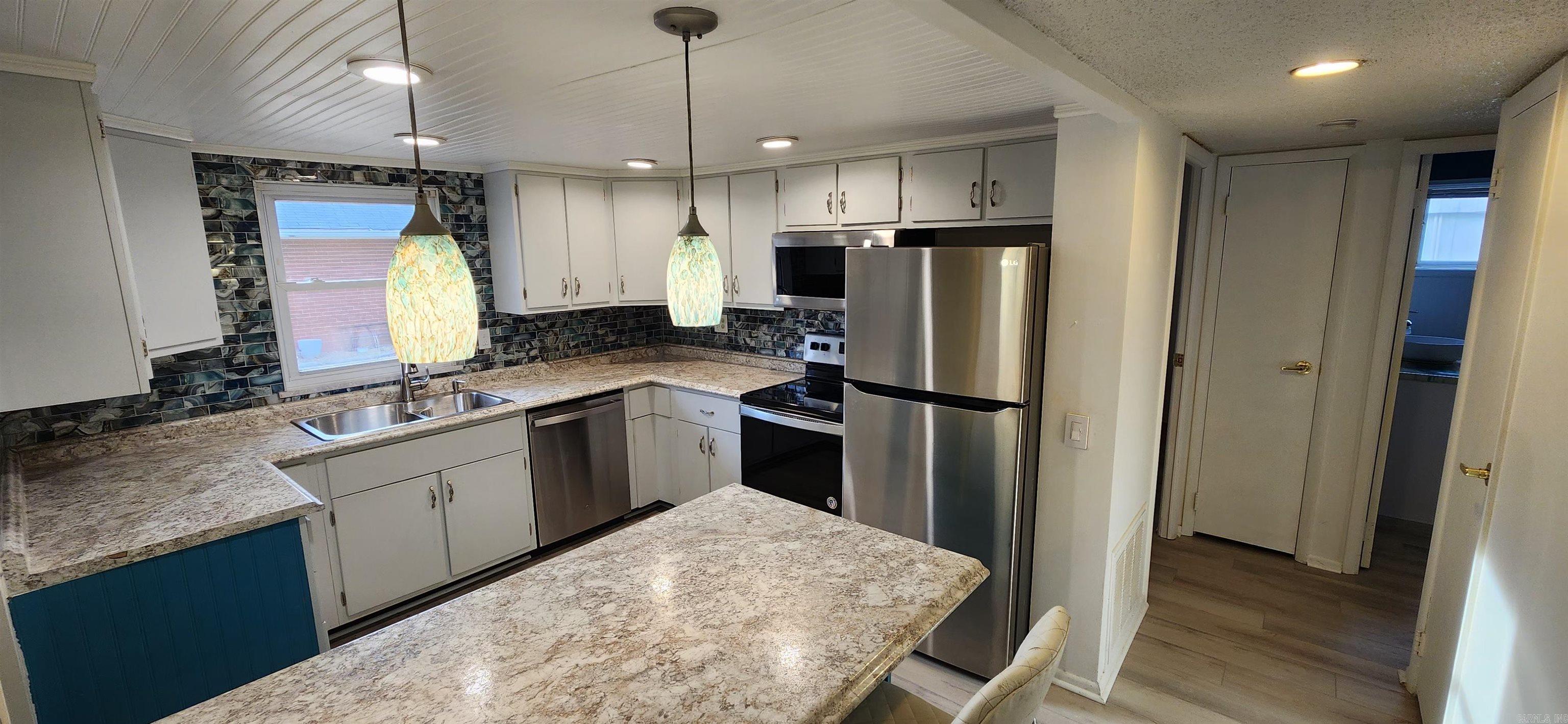 3833  Hwy 178 W  Lakeview, AR