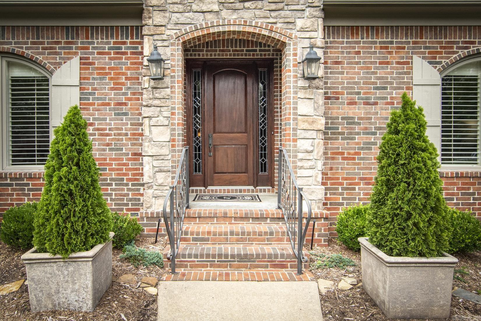 61  QUERCUS CIRCLE  Little Rock, AR