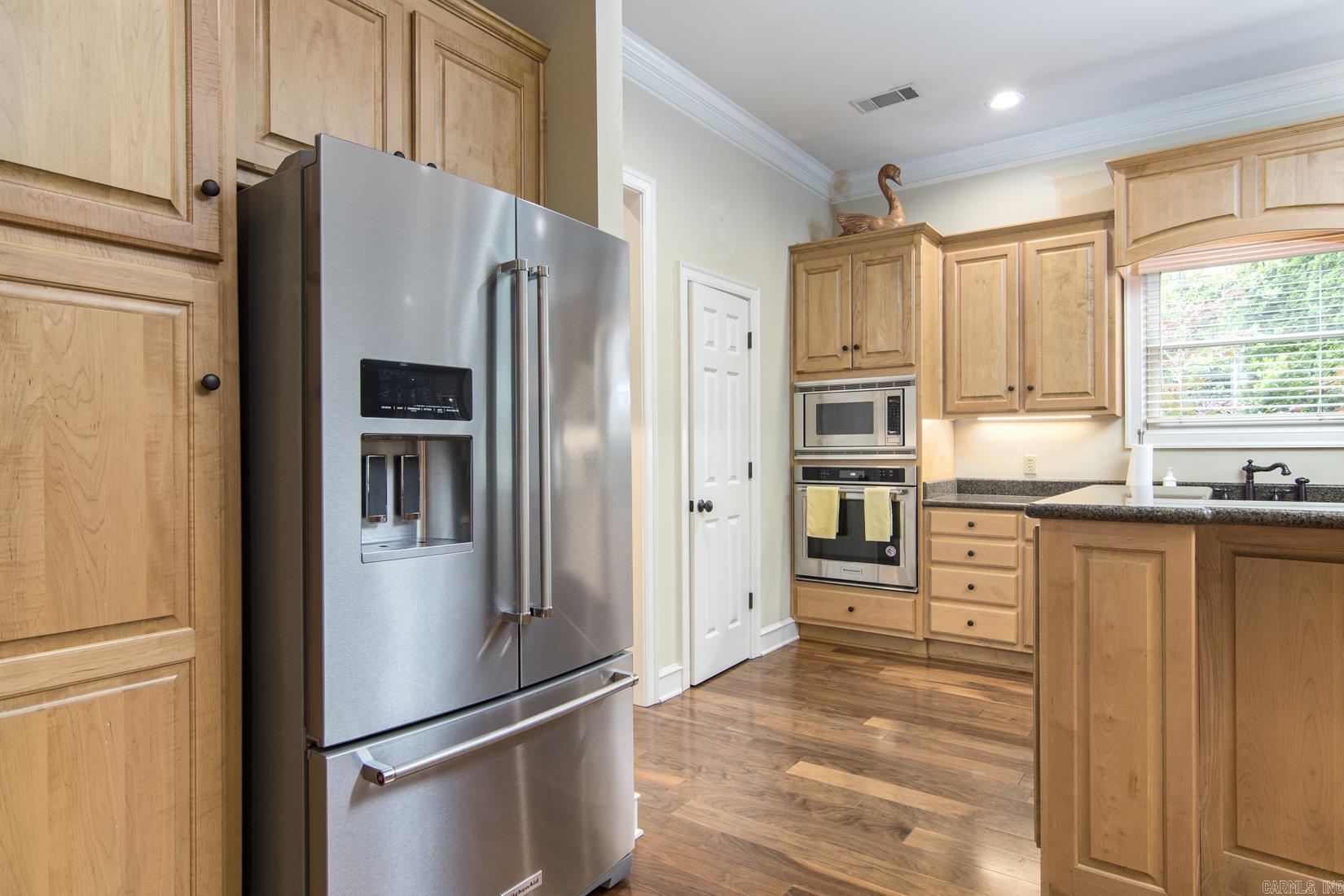 61  QUERCUS CIRCLE  Little Rock, AR