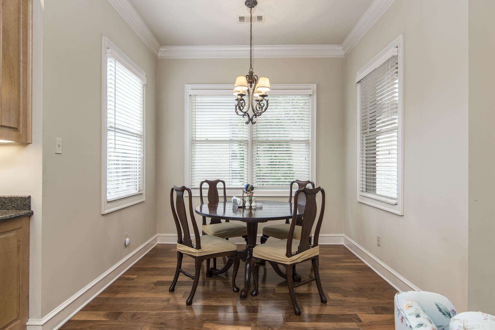 61  QUERCUS CIRCLE  Little Rock, AR
