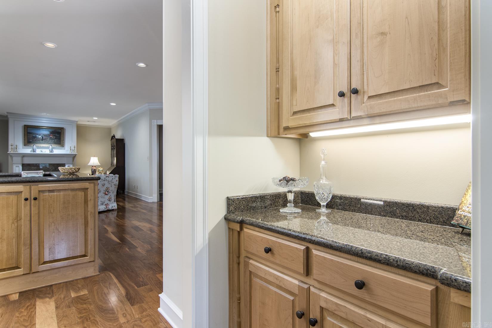 61  QUERCUS CIRCLE  Little Rock, AR