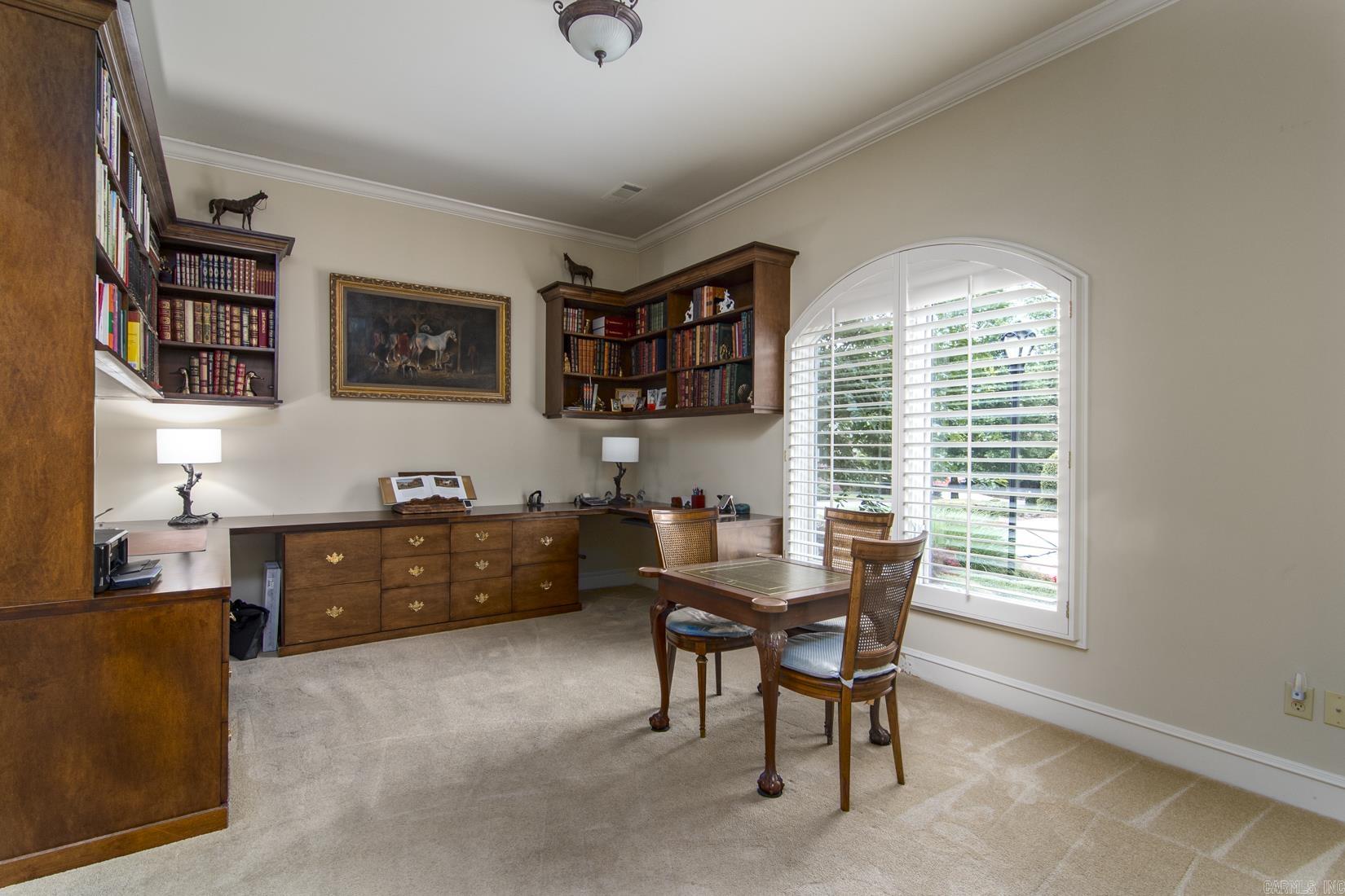 61  QUERCUS CIRCLE  Little Rock, AR