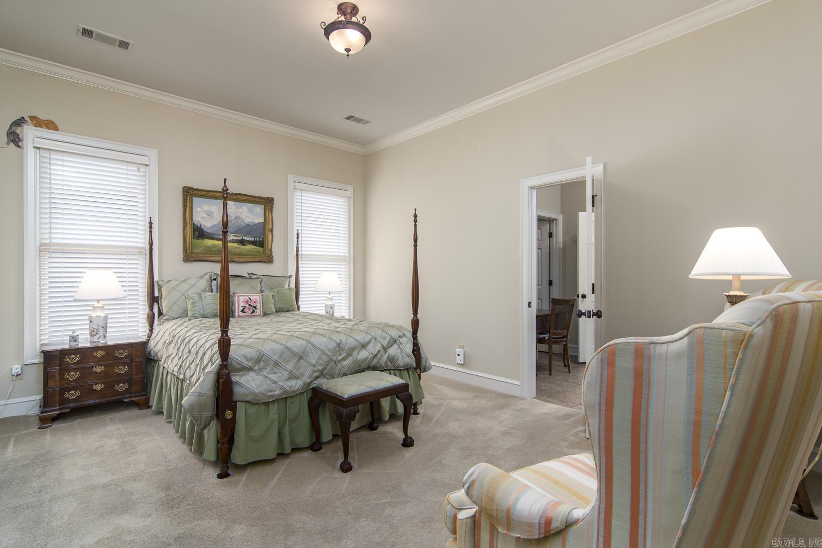 61  QUERCUS CIRCLE  Little Rock, AR