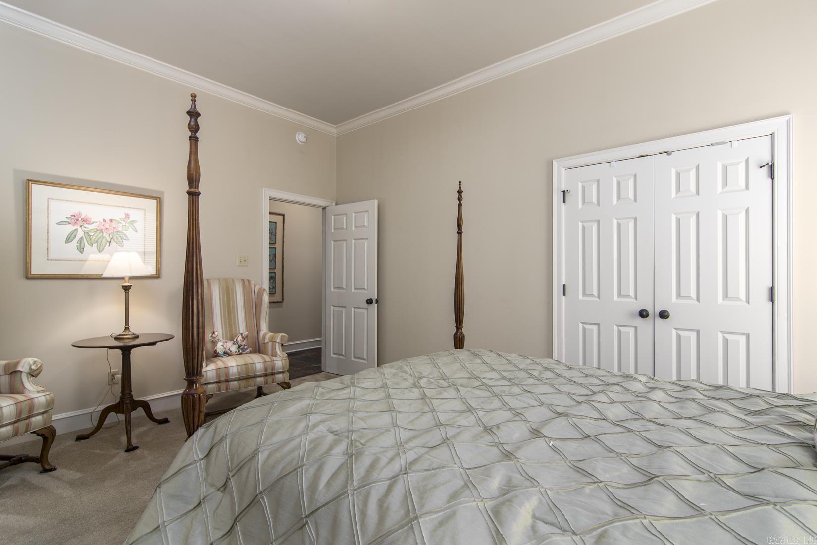 61  QUERCUS CIRCLE  Little Rock, AR
