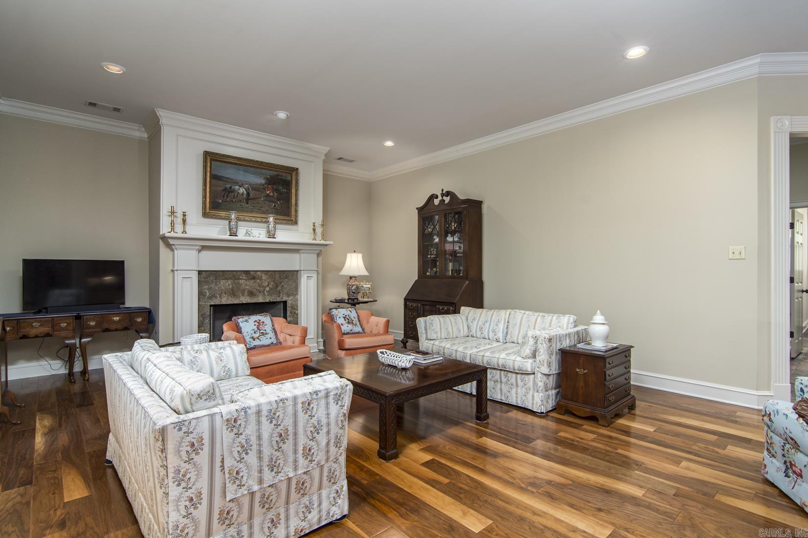 61  QUERCUS CIRCLE  Little Rock, AR