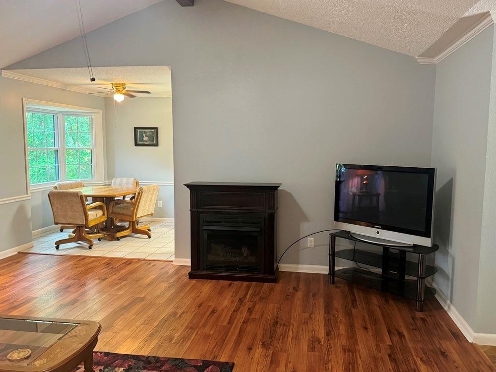 53  Iowa  Cherokee Village, AR