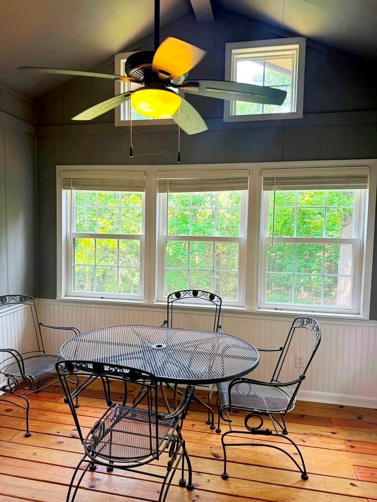 53  Iowa  Cherokee Village, AR