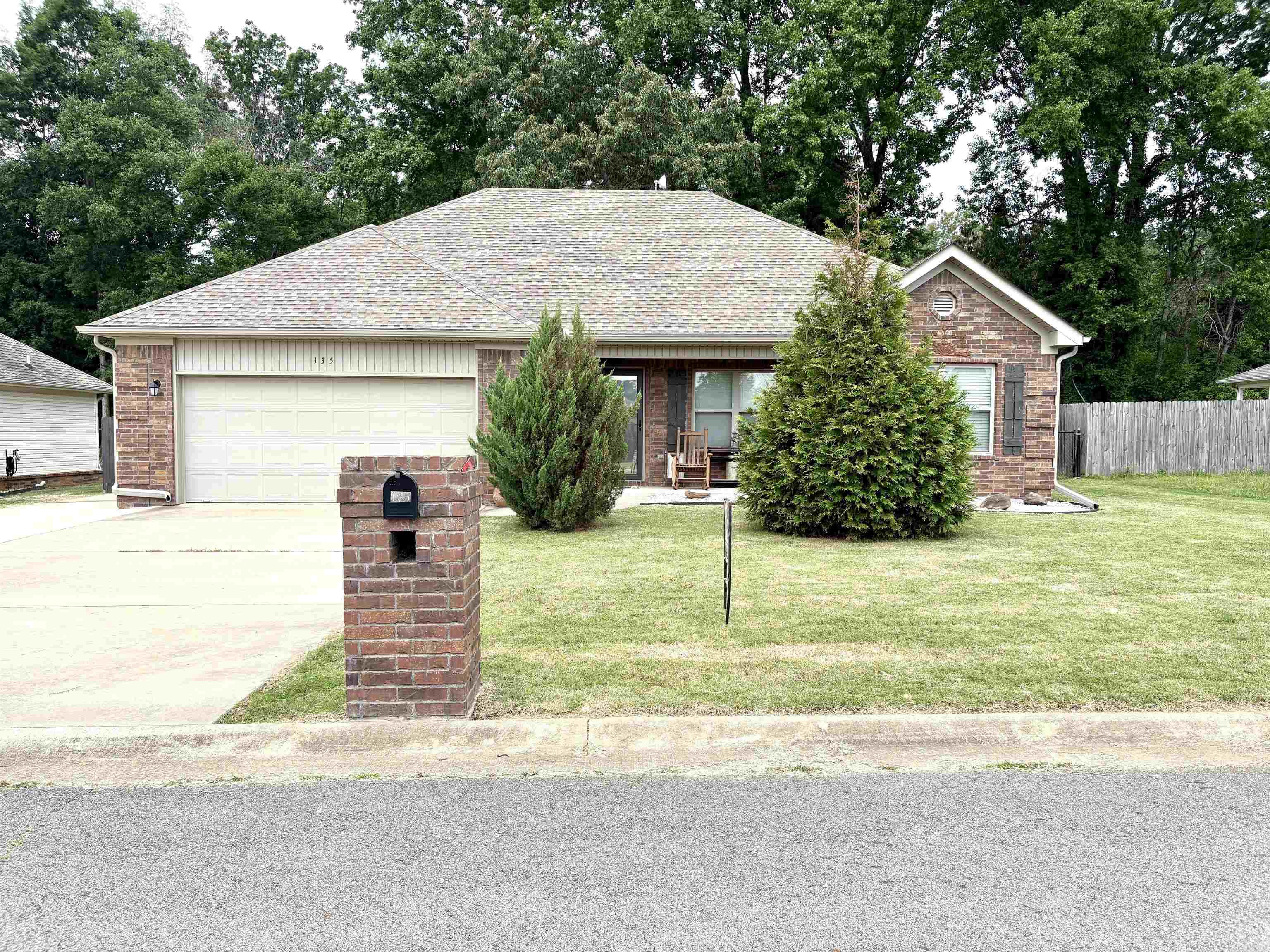 135  Meadow  Beebe, AR