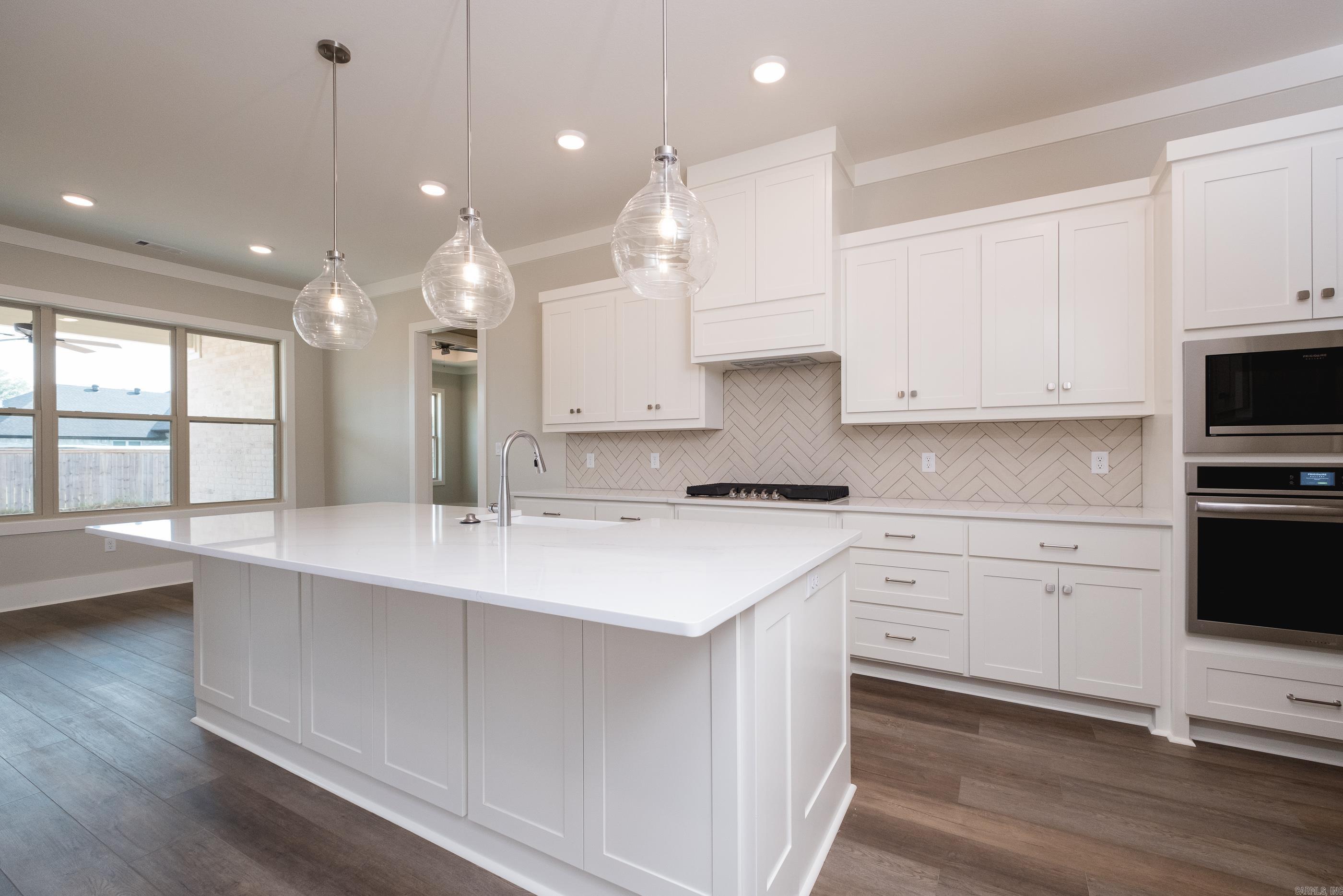 514  Corondelet Lane  Maumelle, AR