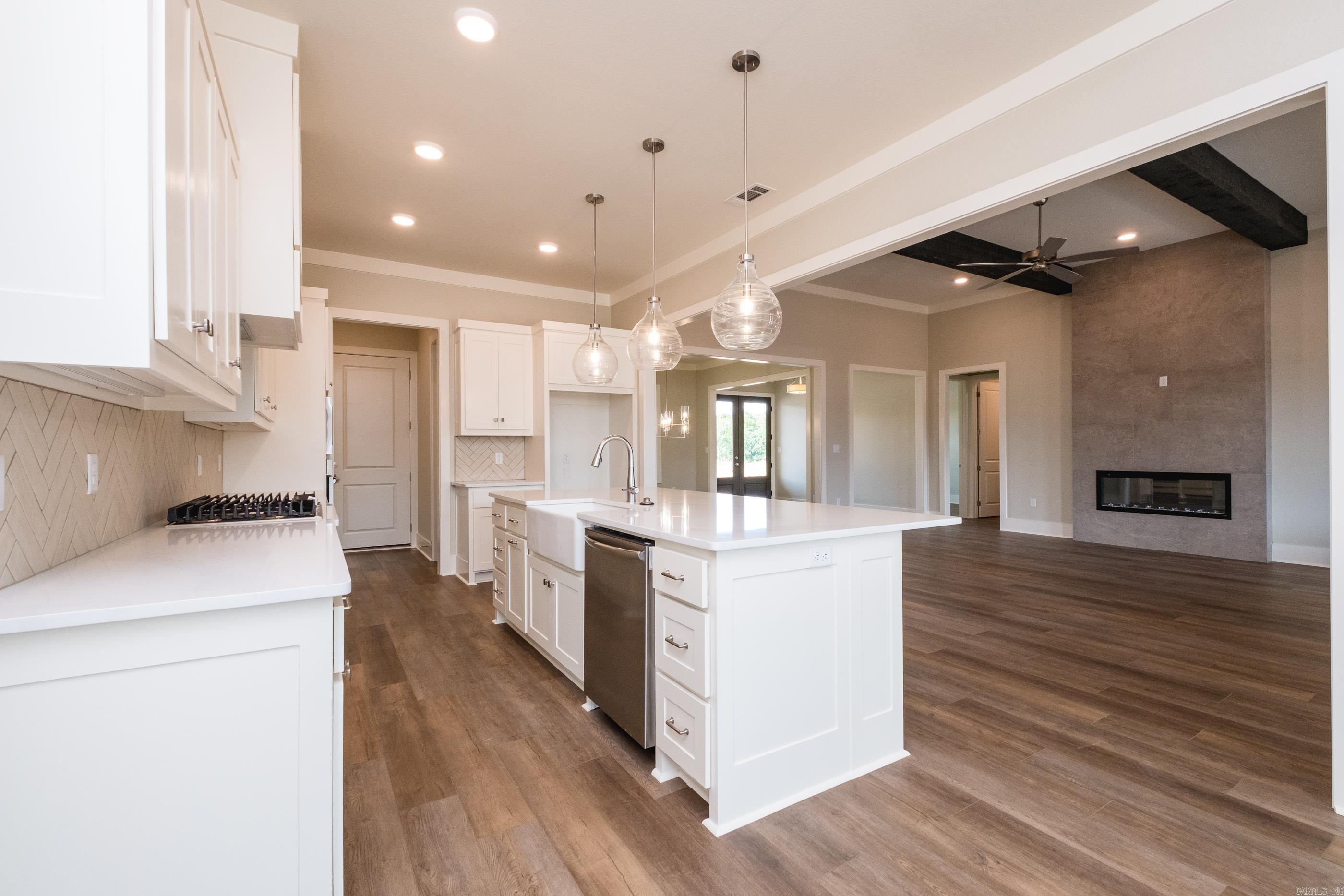 514  Corondelet Lane  Maumelle, AR