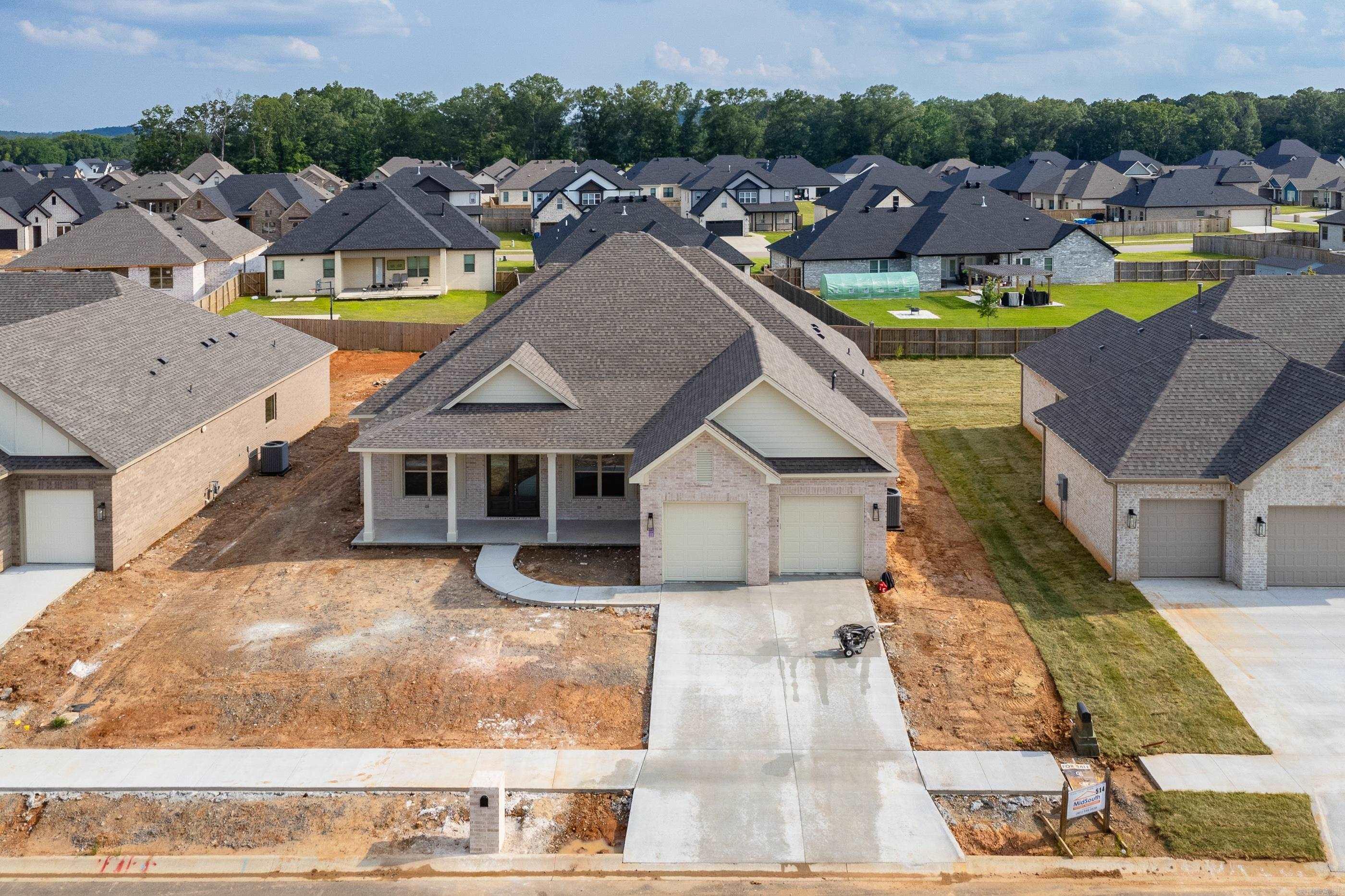 514  Corondelet Lane  Maumelle, AR