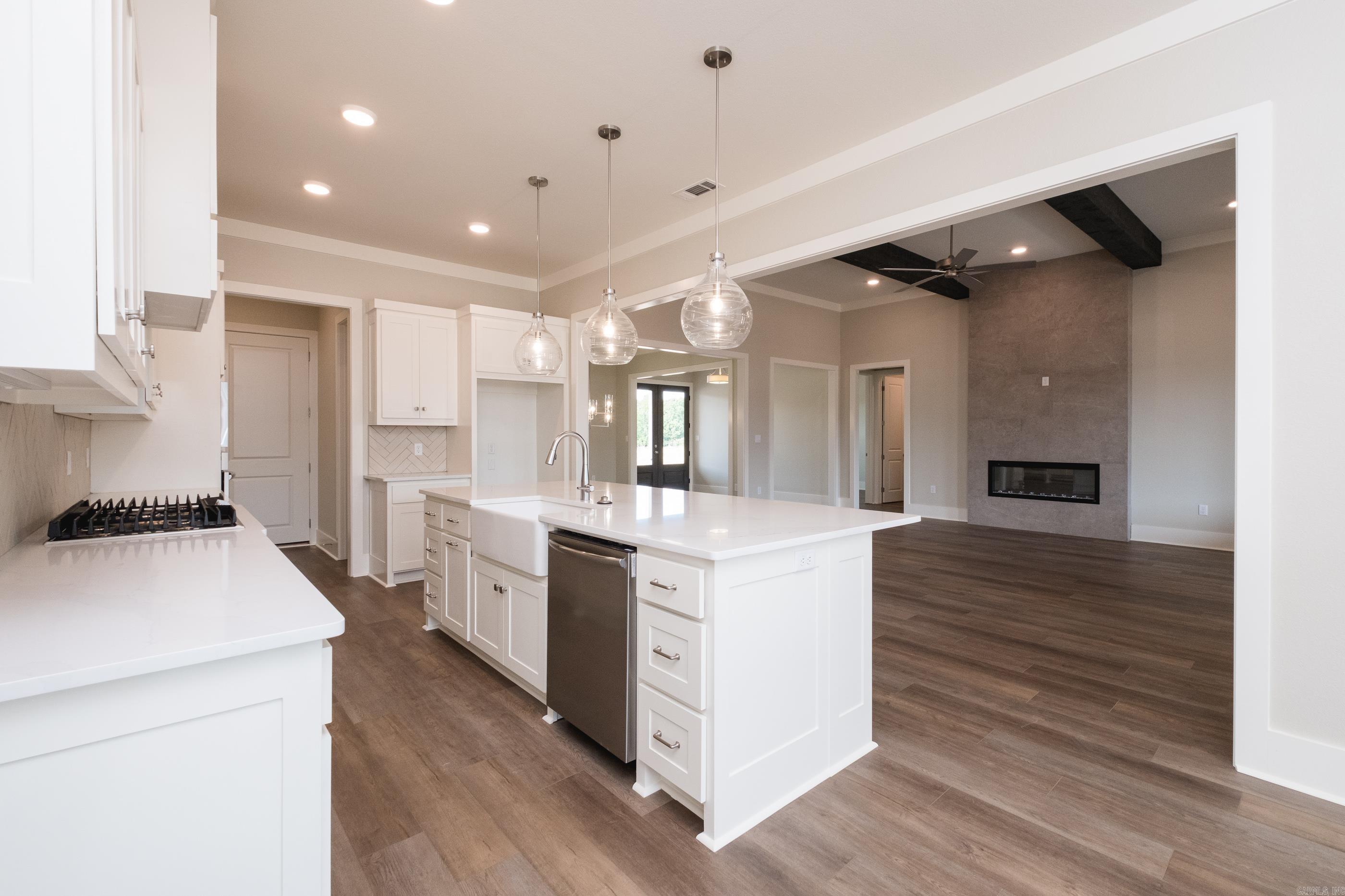 514  Corondelet Lane  Maumelle, AR