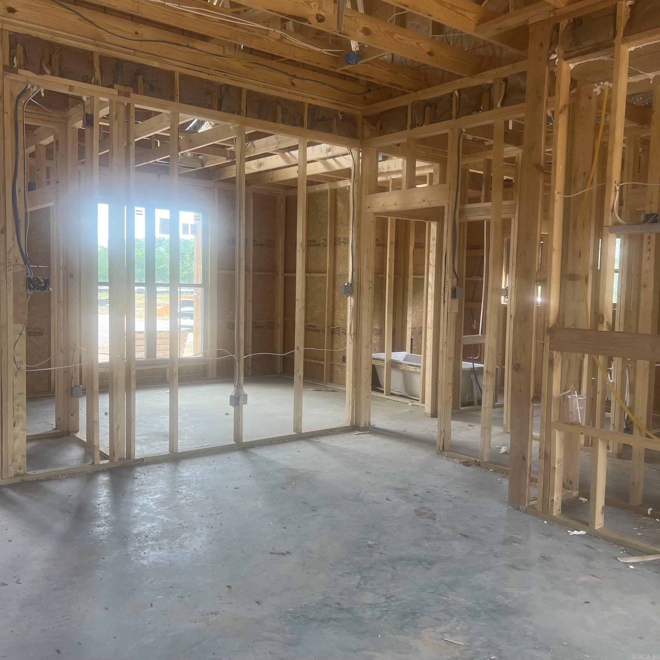 62  Lucia Lane  Maumelle, AR