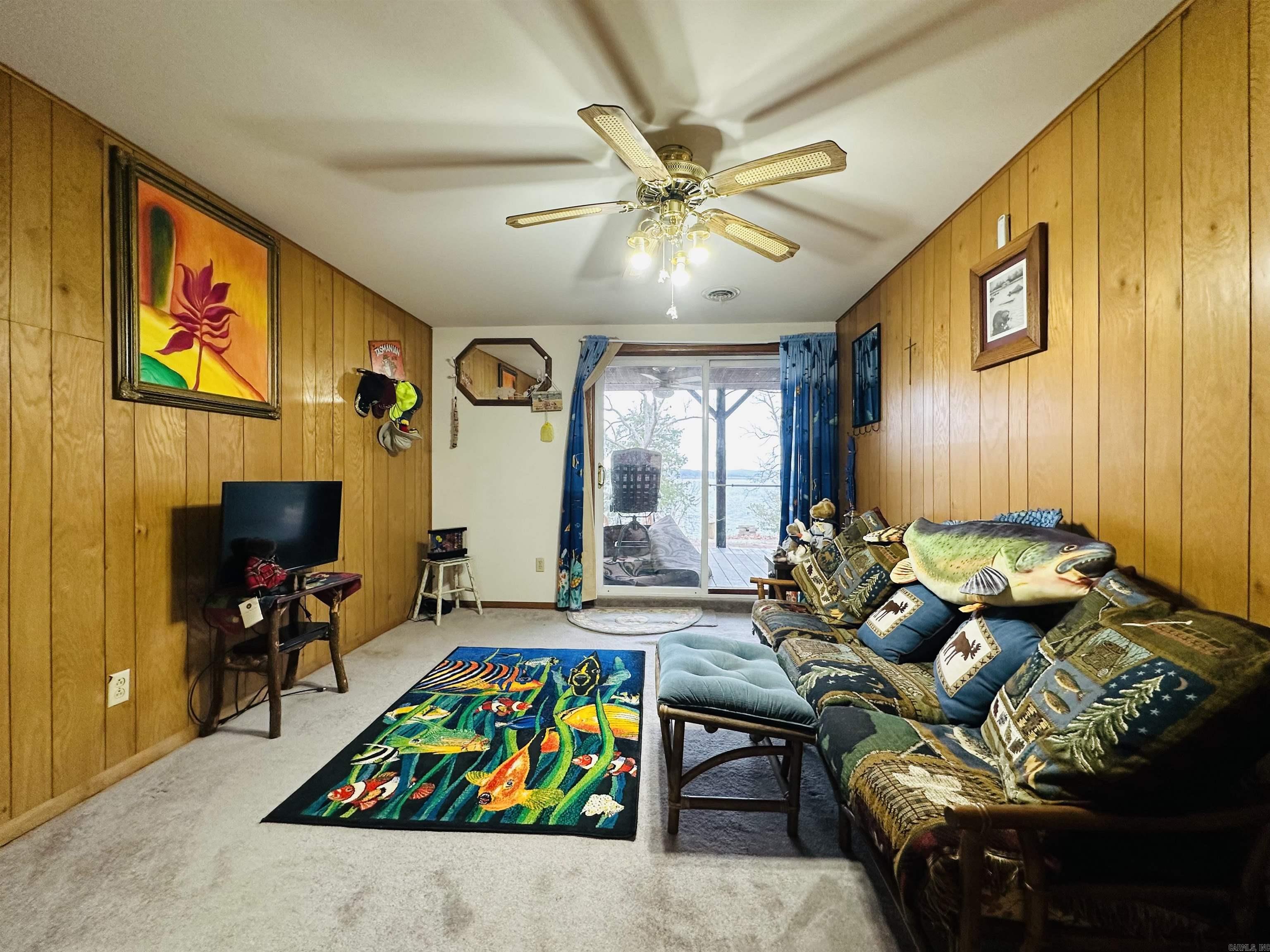 1535  MC 142  Oakland, AR