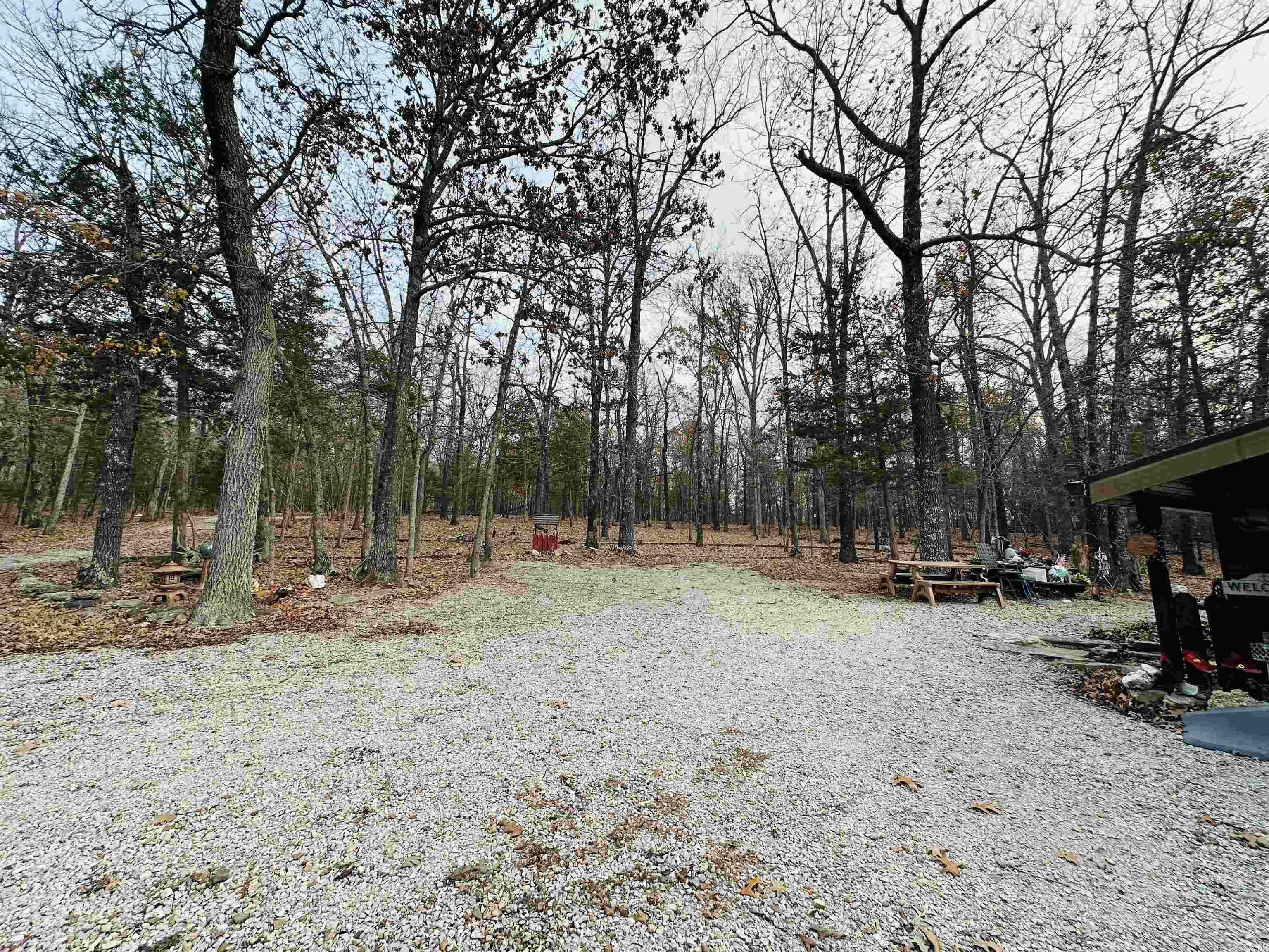 1535  MC 142  Oakland, AR